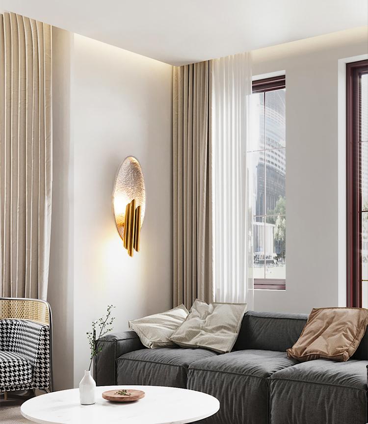 金属製の壁掛け照明