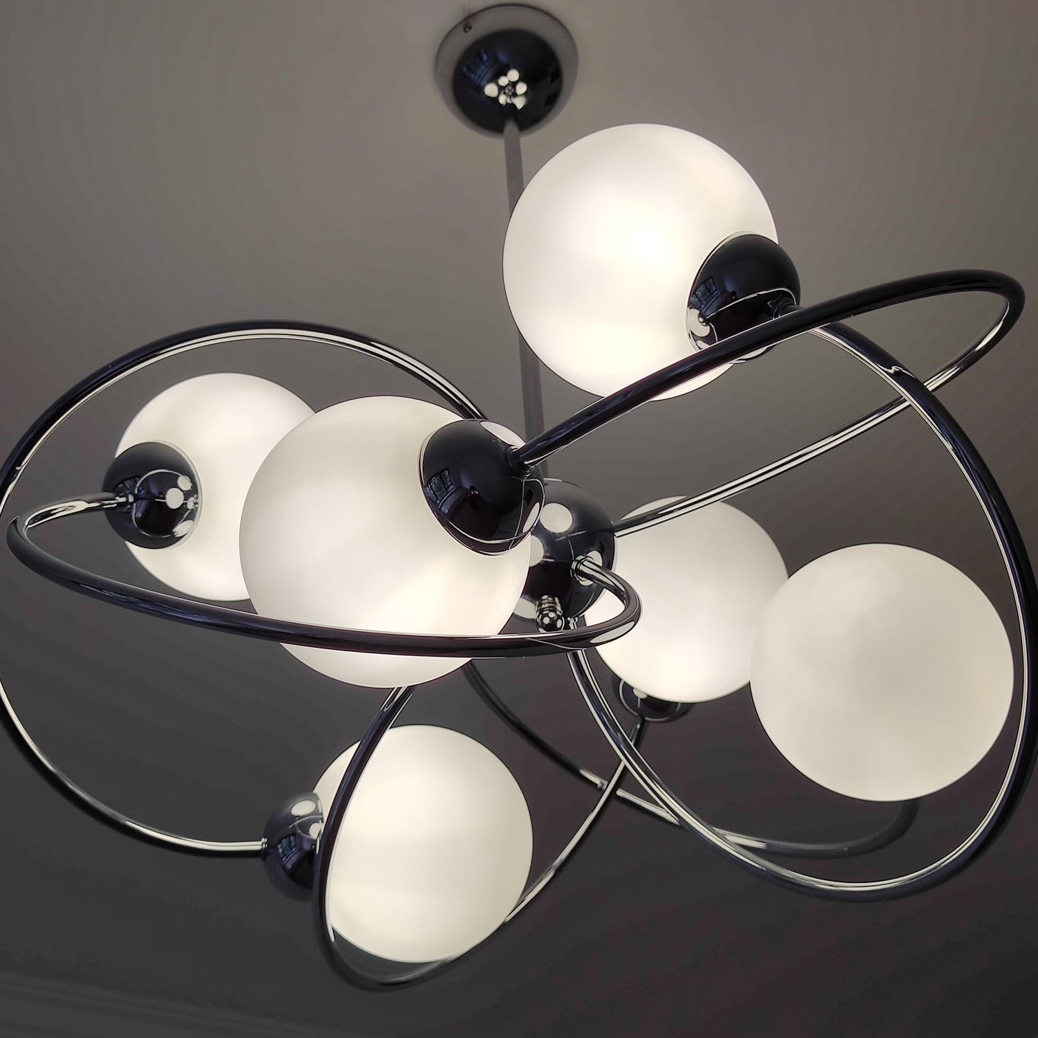 Maru Chandelier