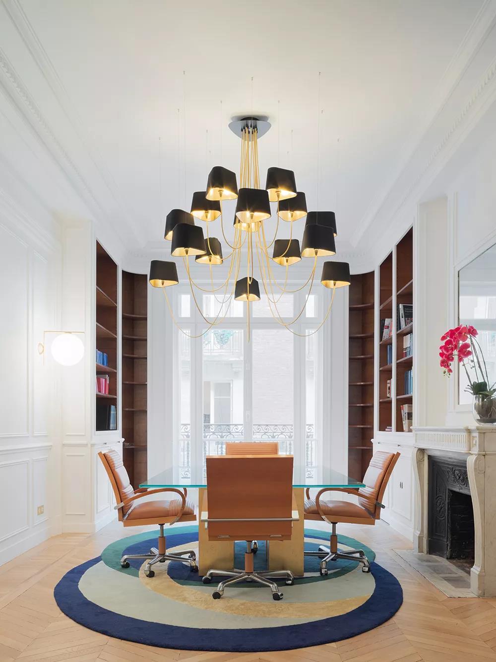 装飾要素シャンデリア