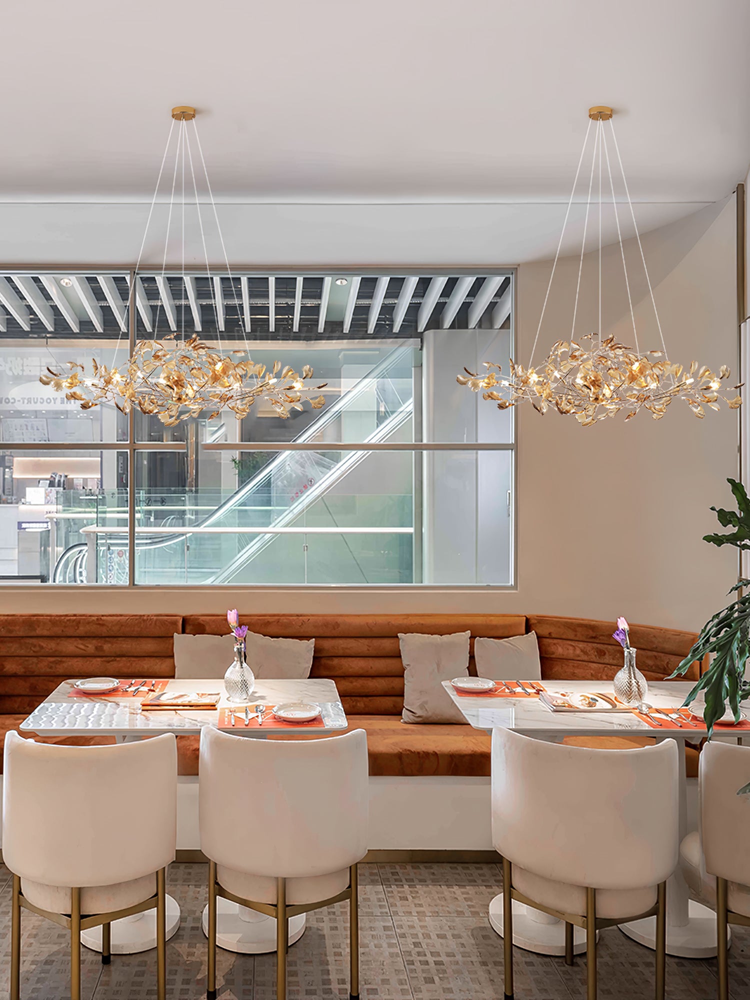 アクリル製銀杏シャンデリア