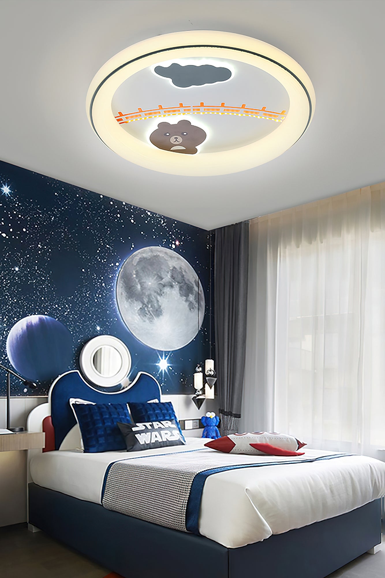 かわいい漫画の天井ランプ