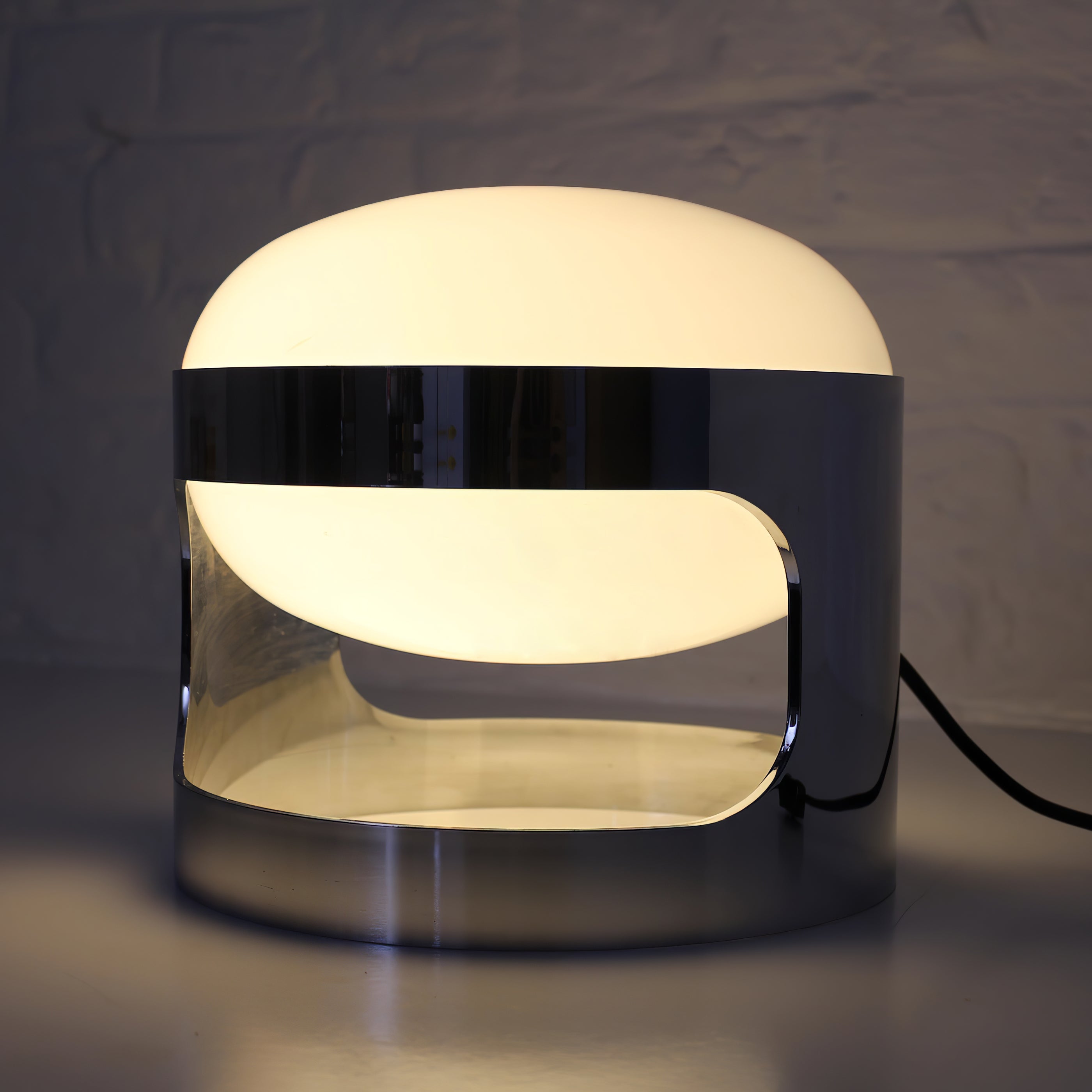 KD27 テーブルランプ