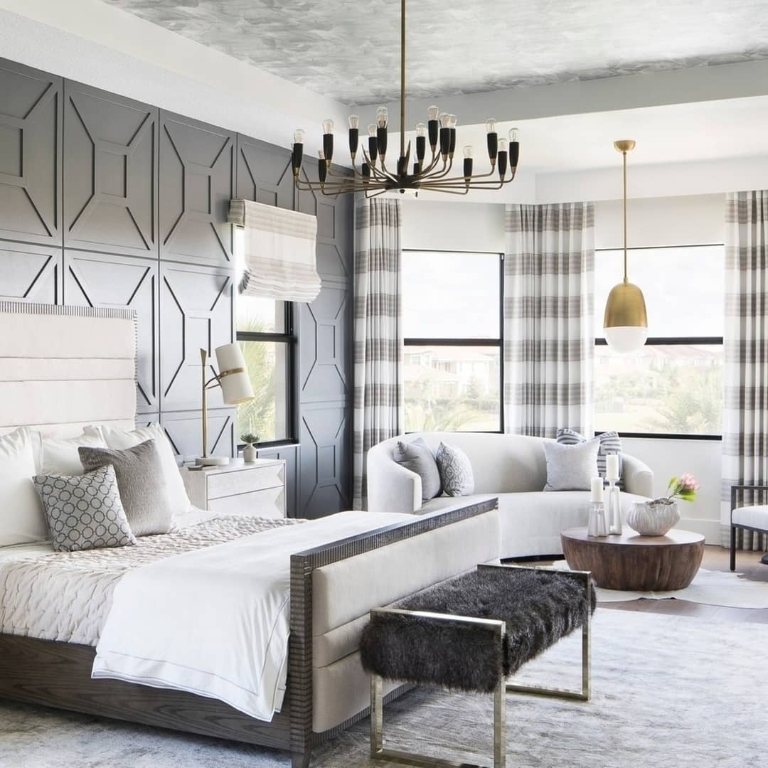 ヤスミン テーブルランプ