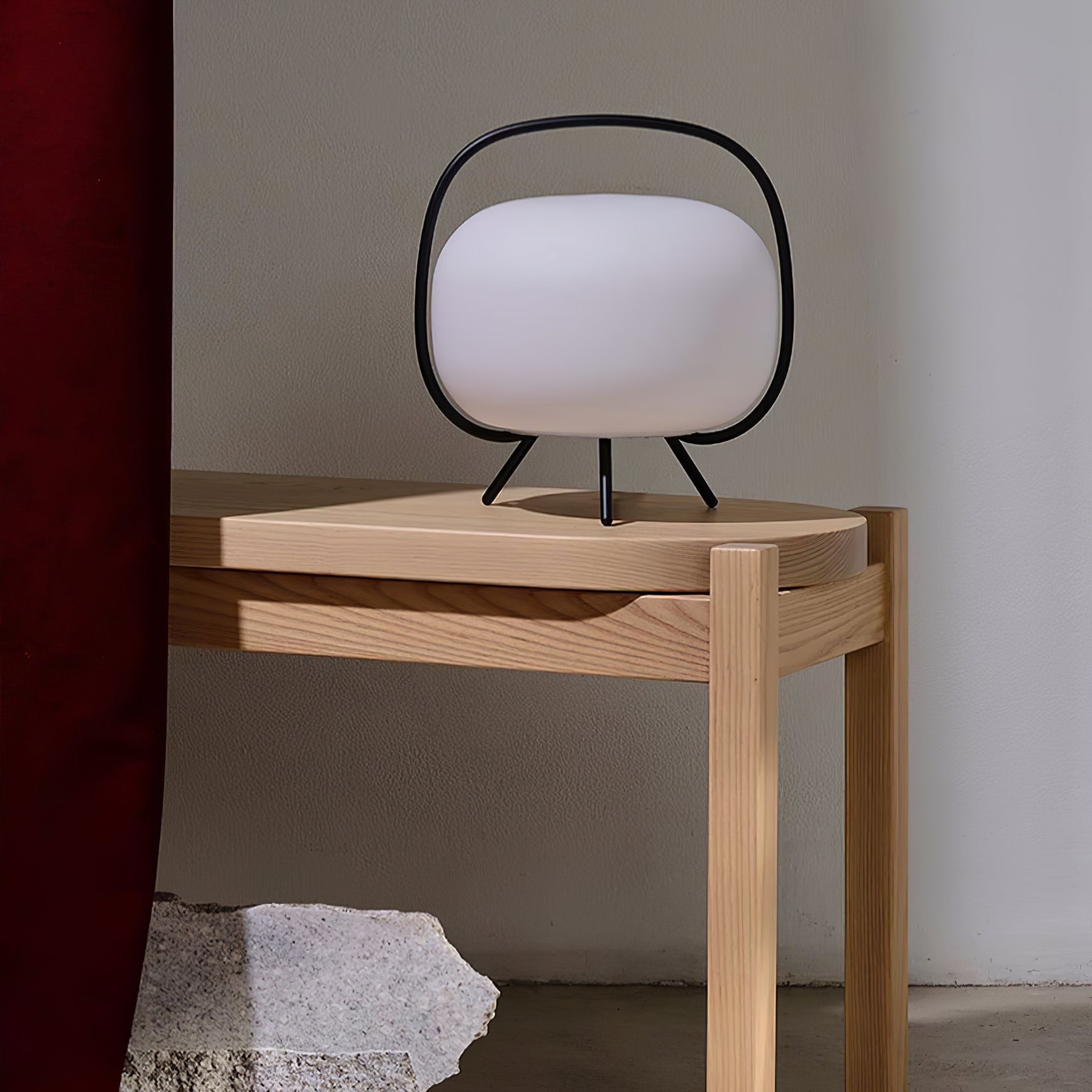 Wander Table Lamp
