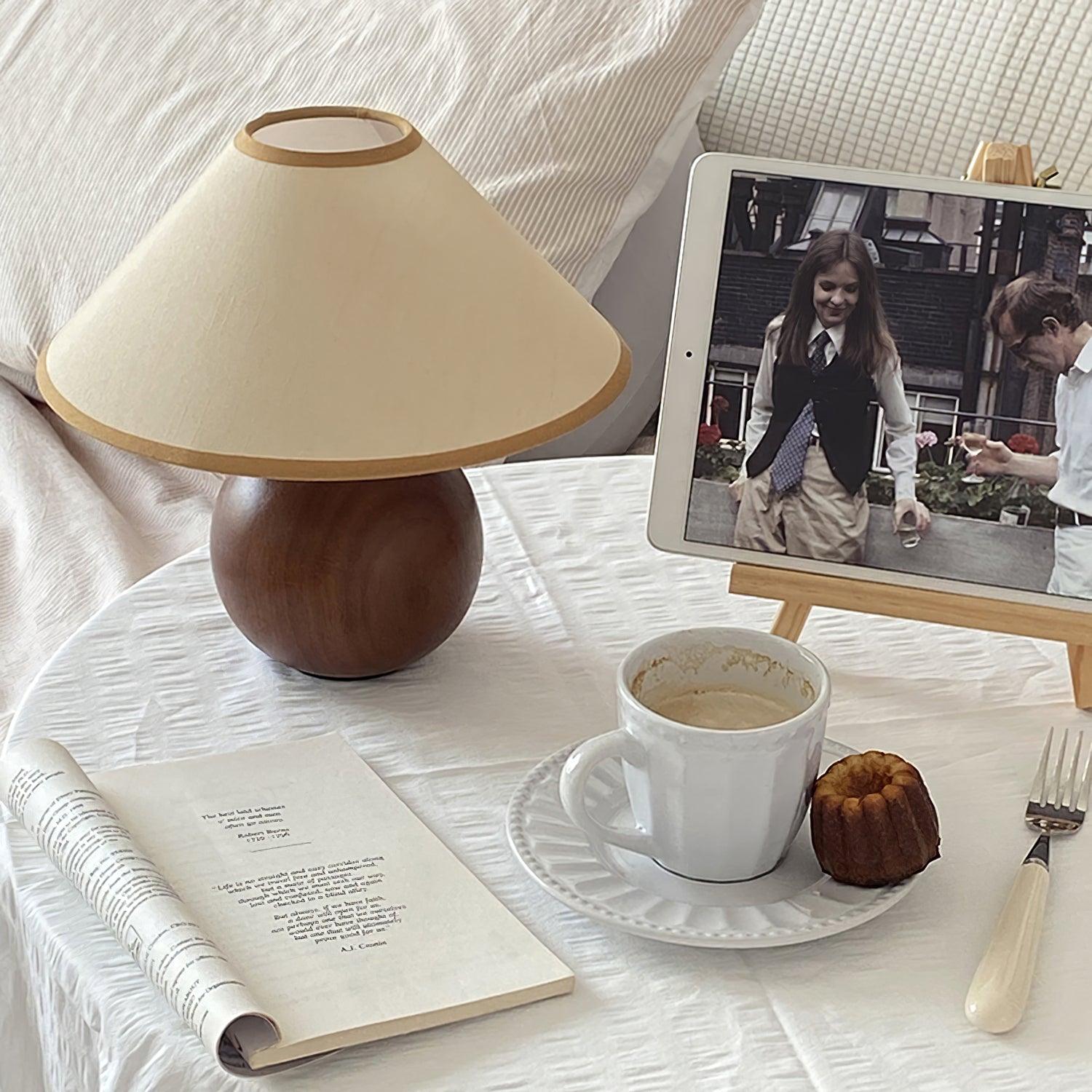 Cankut Wood Table Lamp