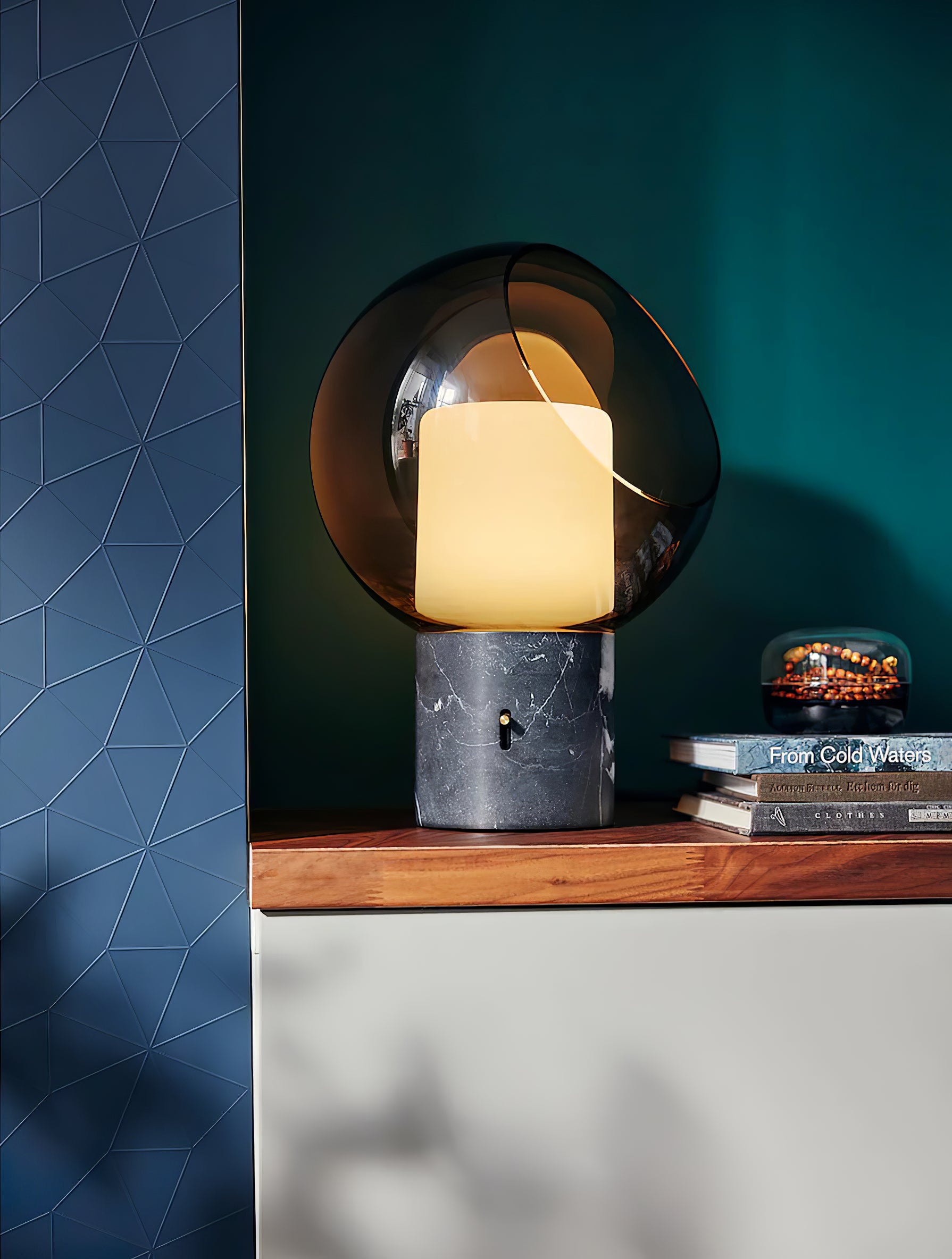 エヴェダル テーブルランプ