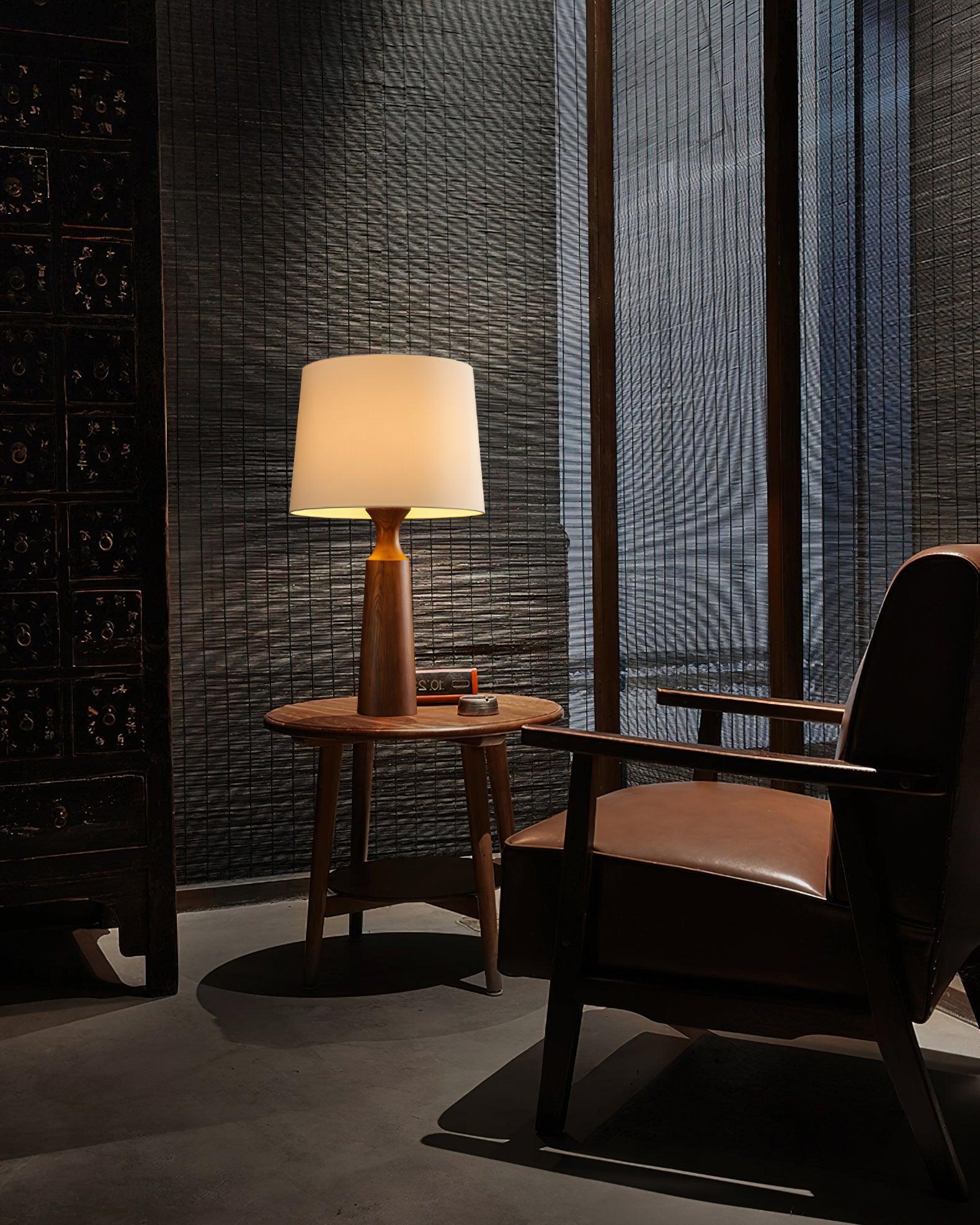 木源テーブルランプ