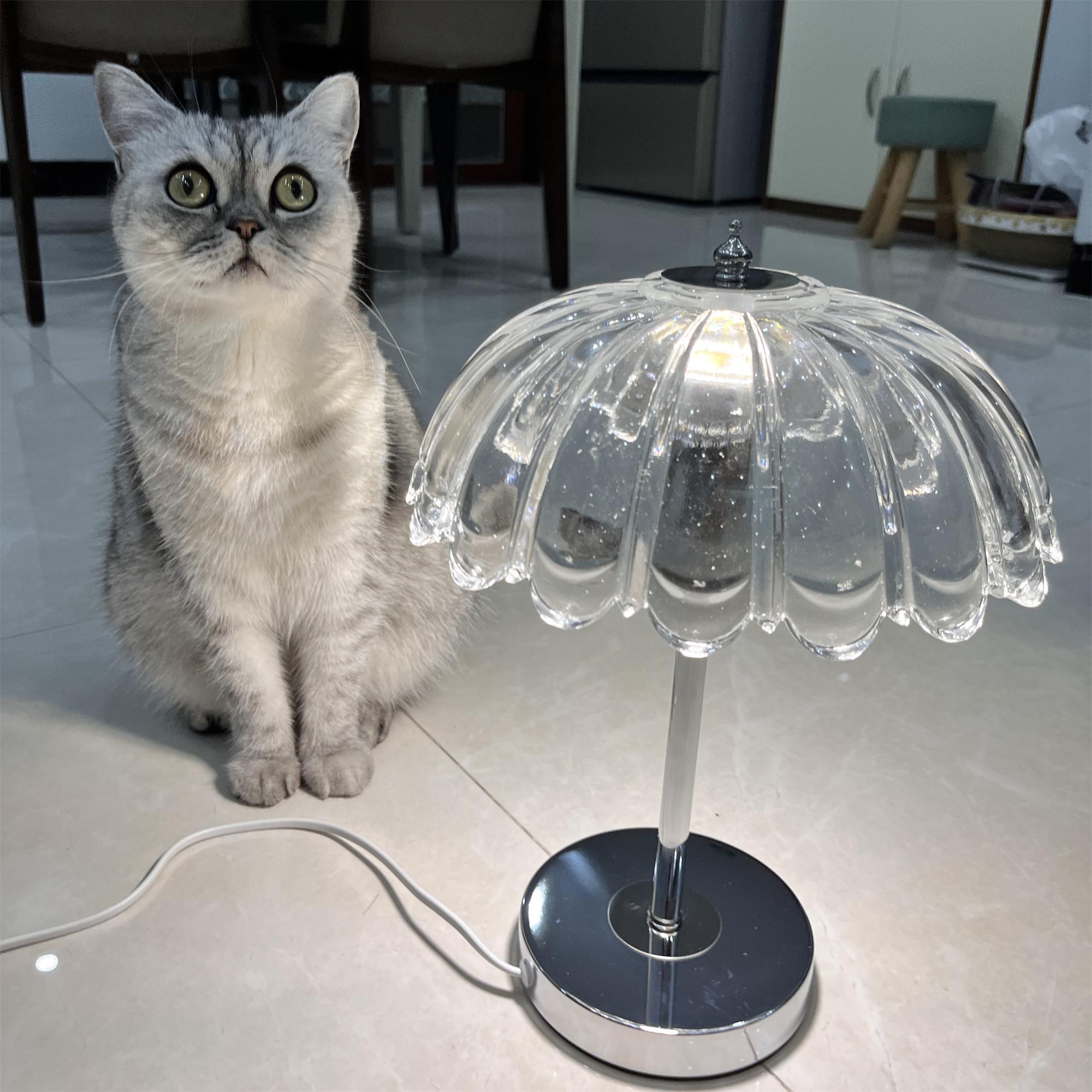 Lotus Table Lamp