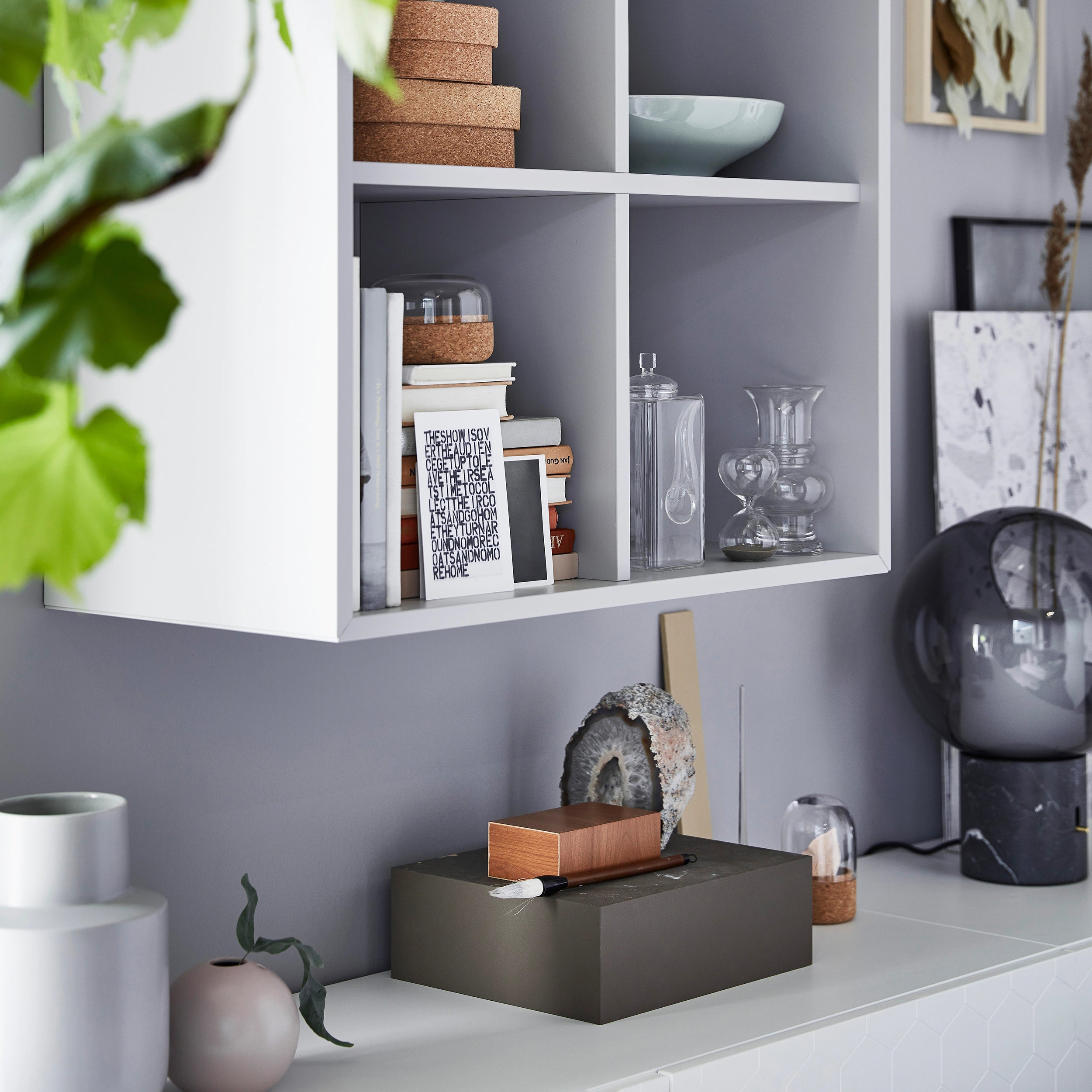 エヴェダル テーブルランプ