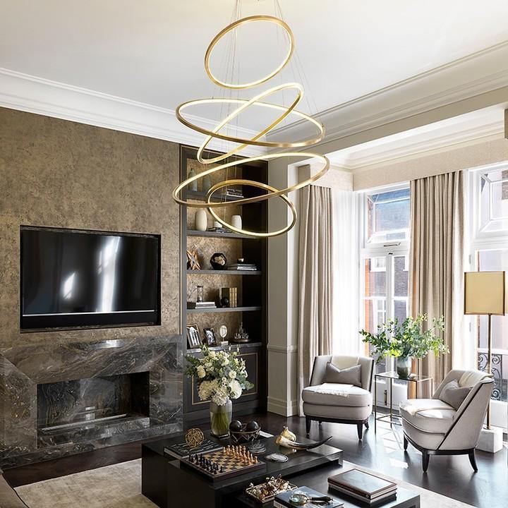 ロホヤのゴールドシャンデリア