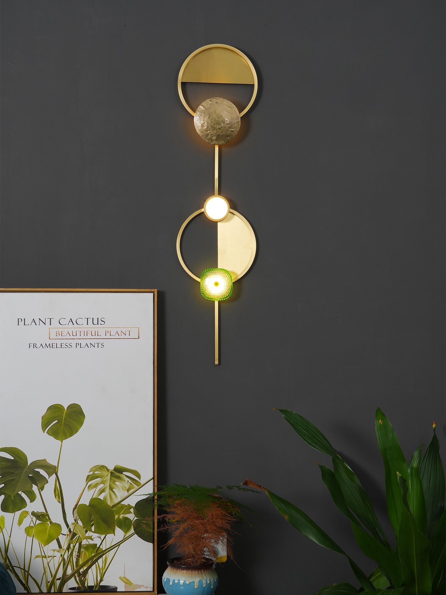 Jewels Wall Lamp