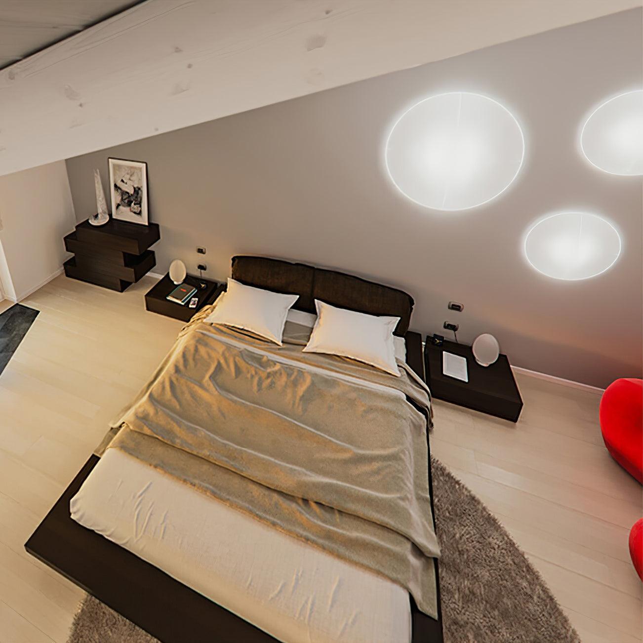 幾何学シリーズの壁取り付け用燭台