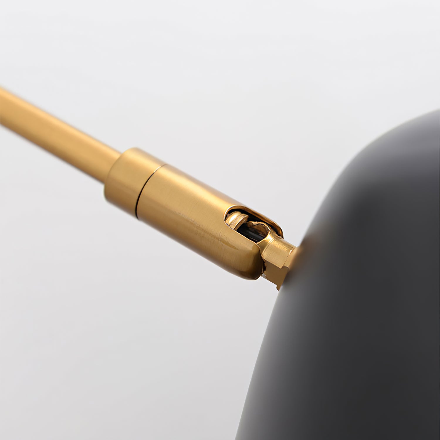 スイングアーム燭台