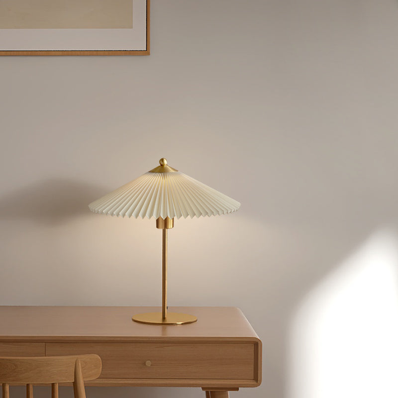 Perla Pleated Table Lamp