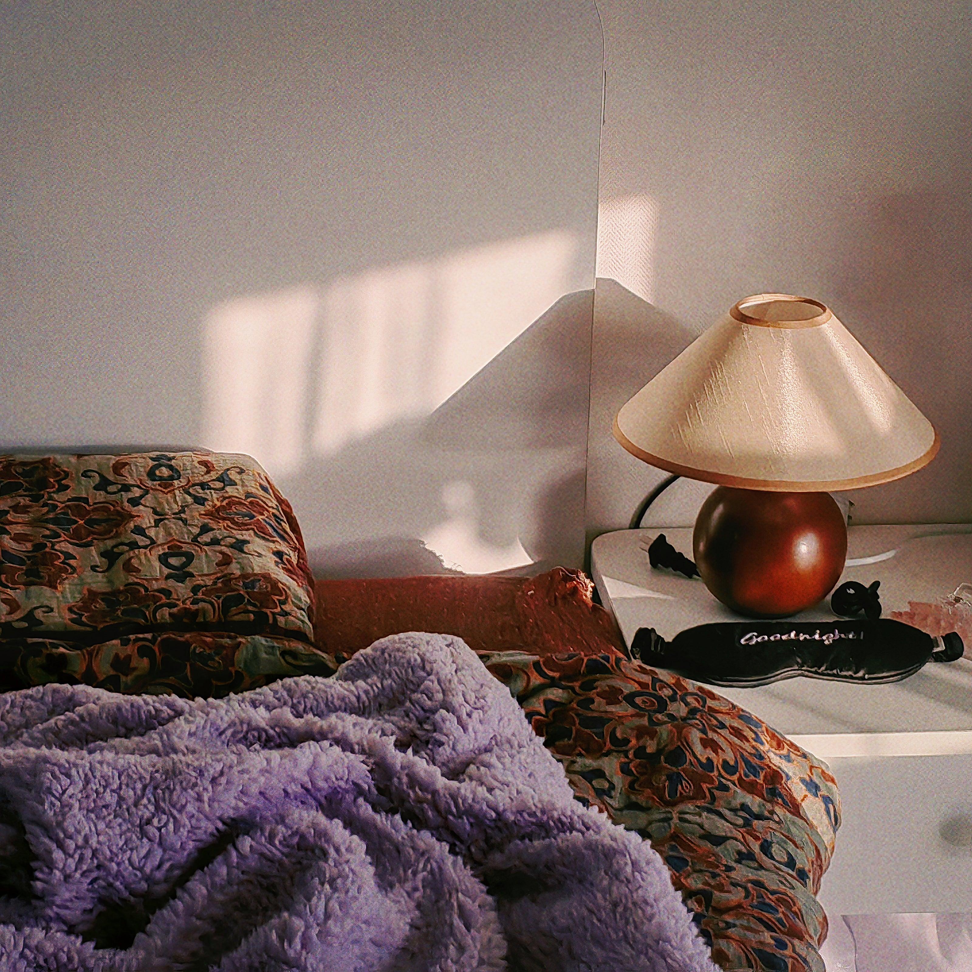 Cankut Wood Table Lamp