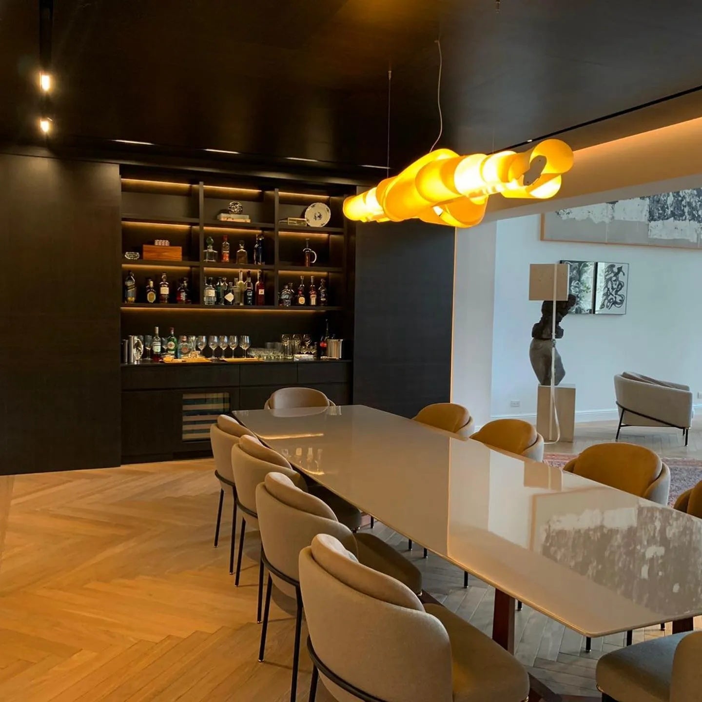 キャタピラーシャンデリア