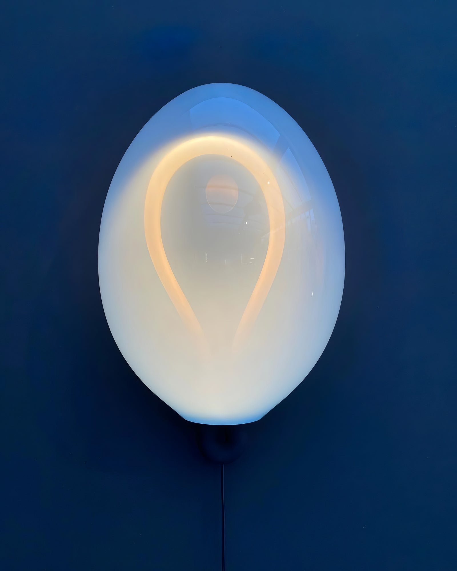 ブラ ウォール ライト