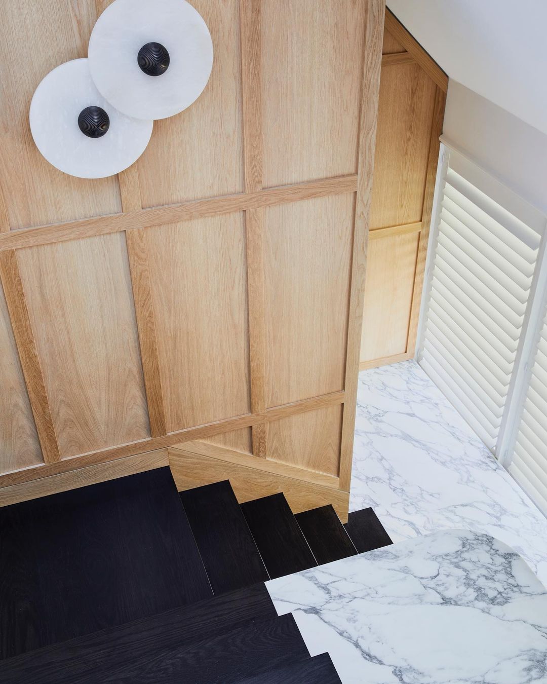 アラバスタープレーンズウォールランプ