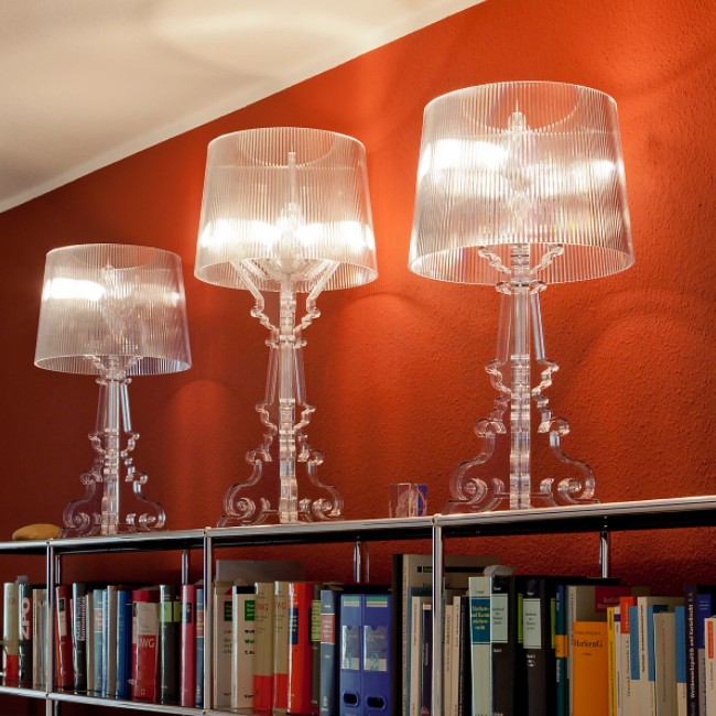 ブールギー テーブルランプ