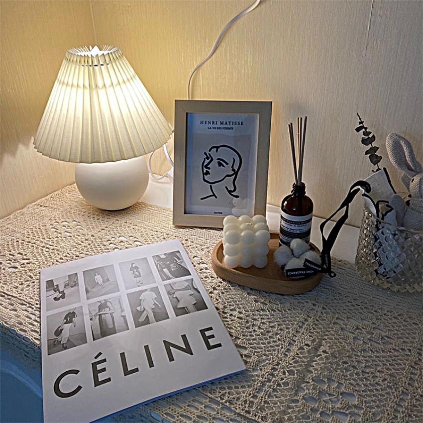 クリーミーテーブルライト