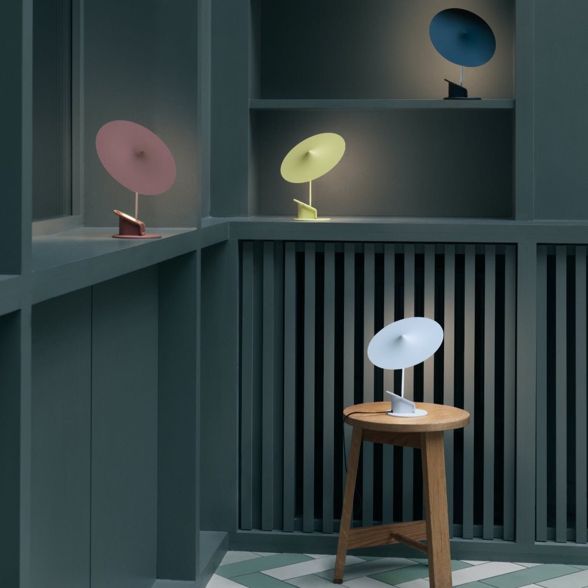 イル テーブルランプ