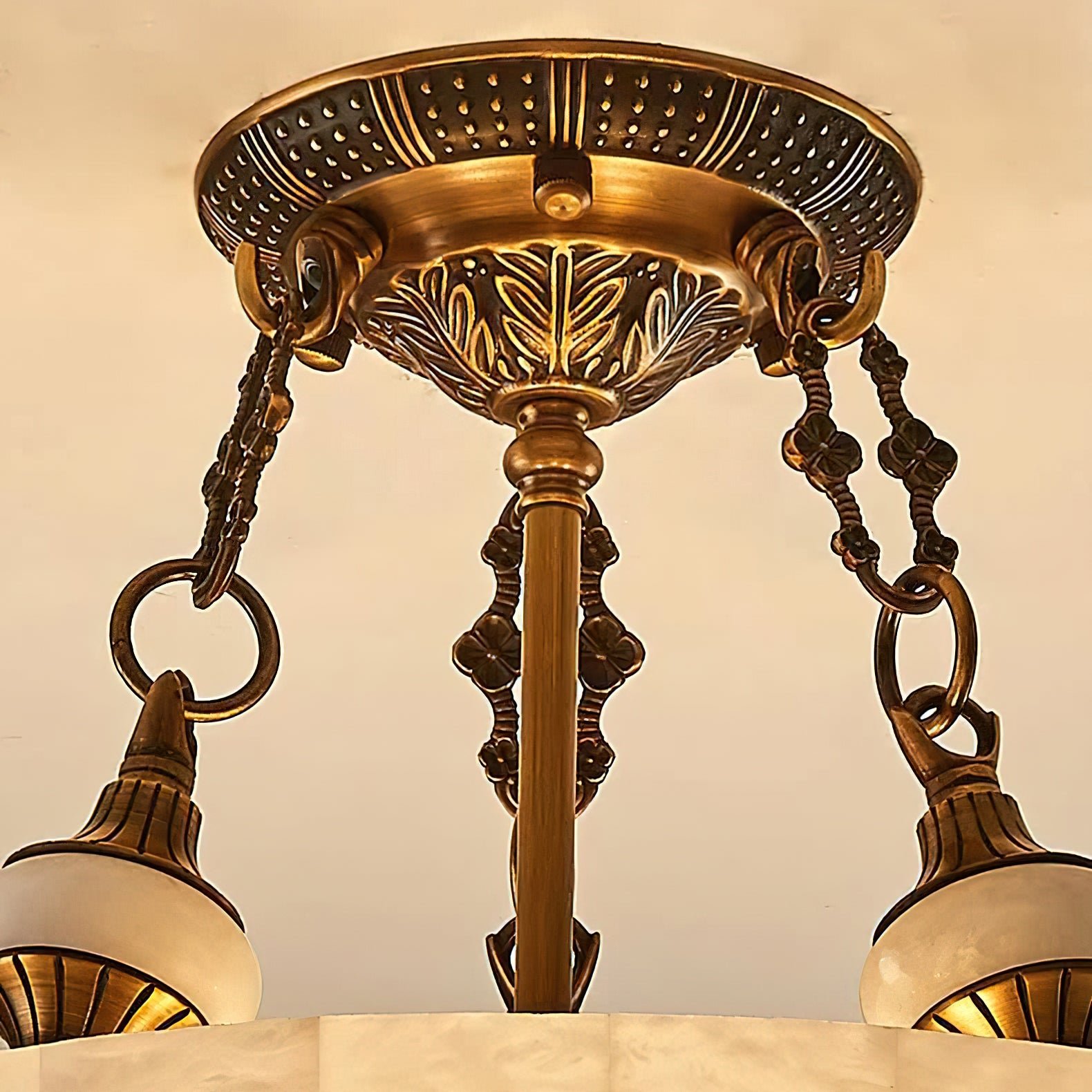 溝付きアラバスター天井ランプ