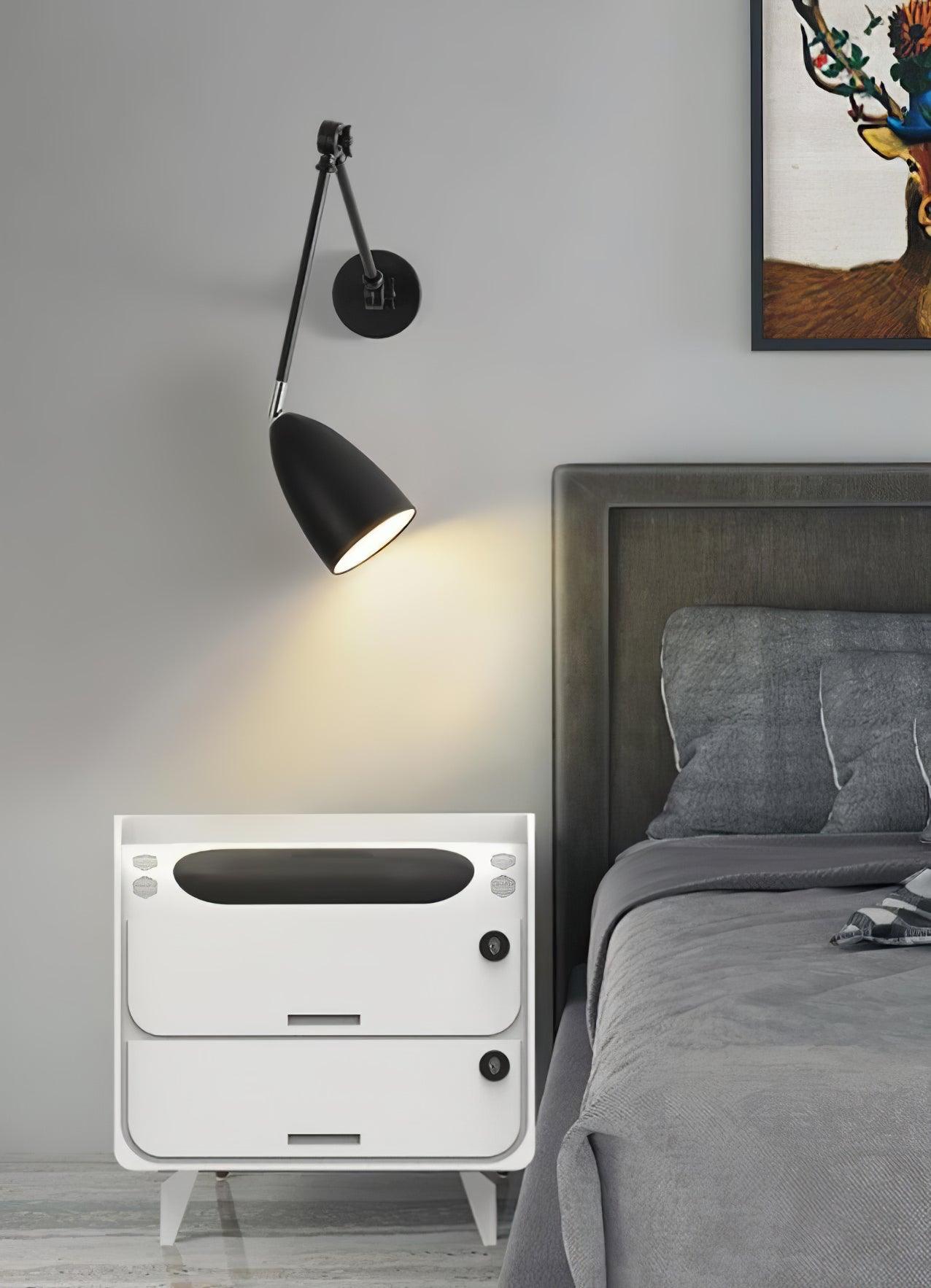 調整可能なスイングアームウォールランプ