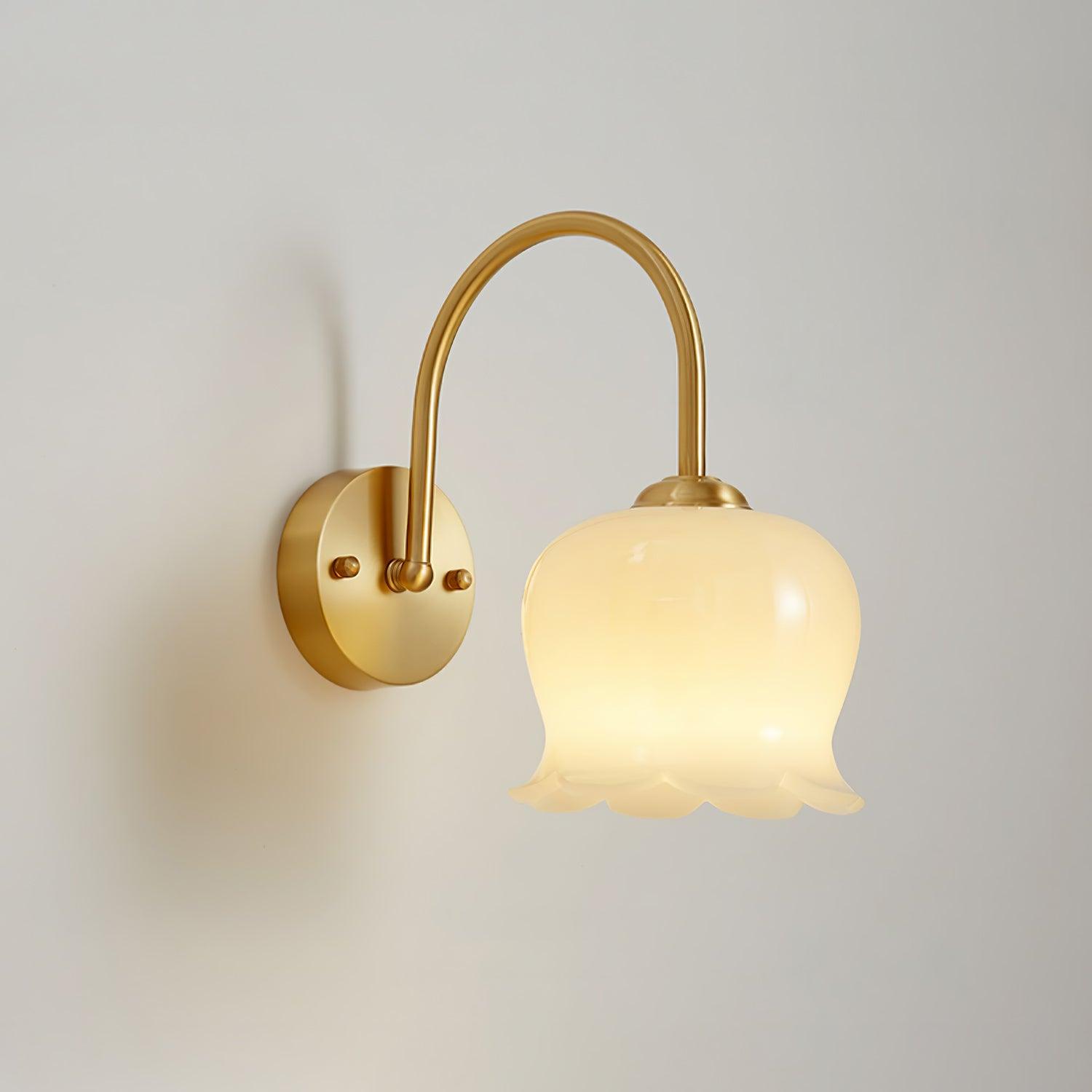 蘭のウォールランプ