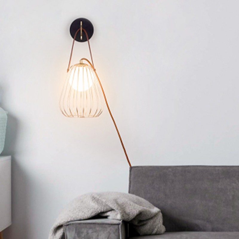 2つのテーブル/ウォールライト