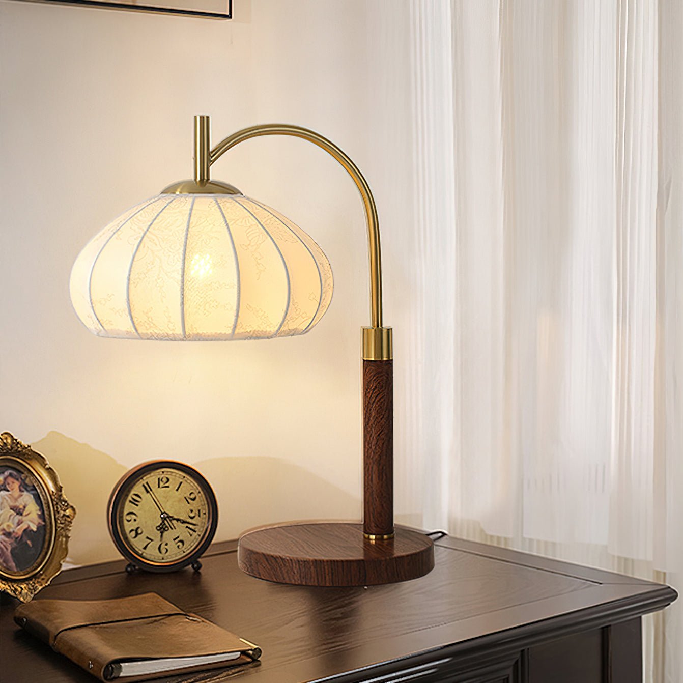 ヴィンテージファブリックウッドテーブルランプ