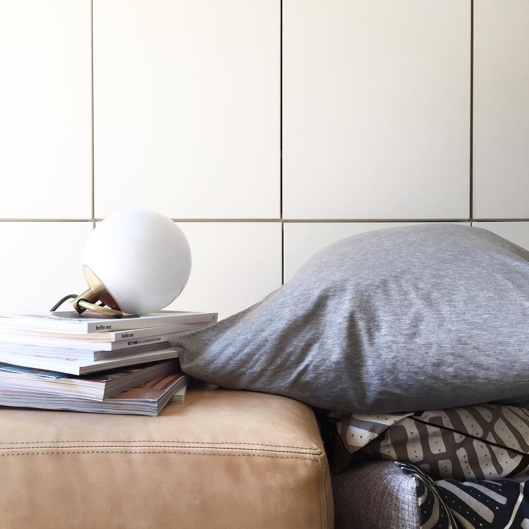 NH テーブルランプ