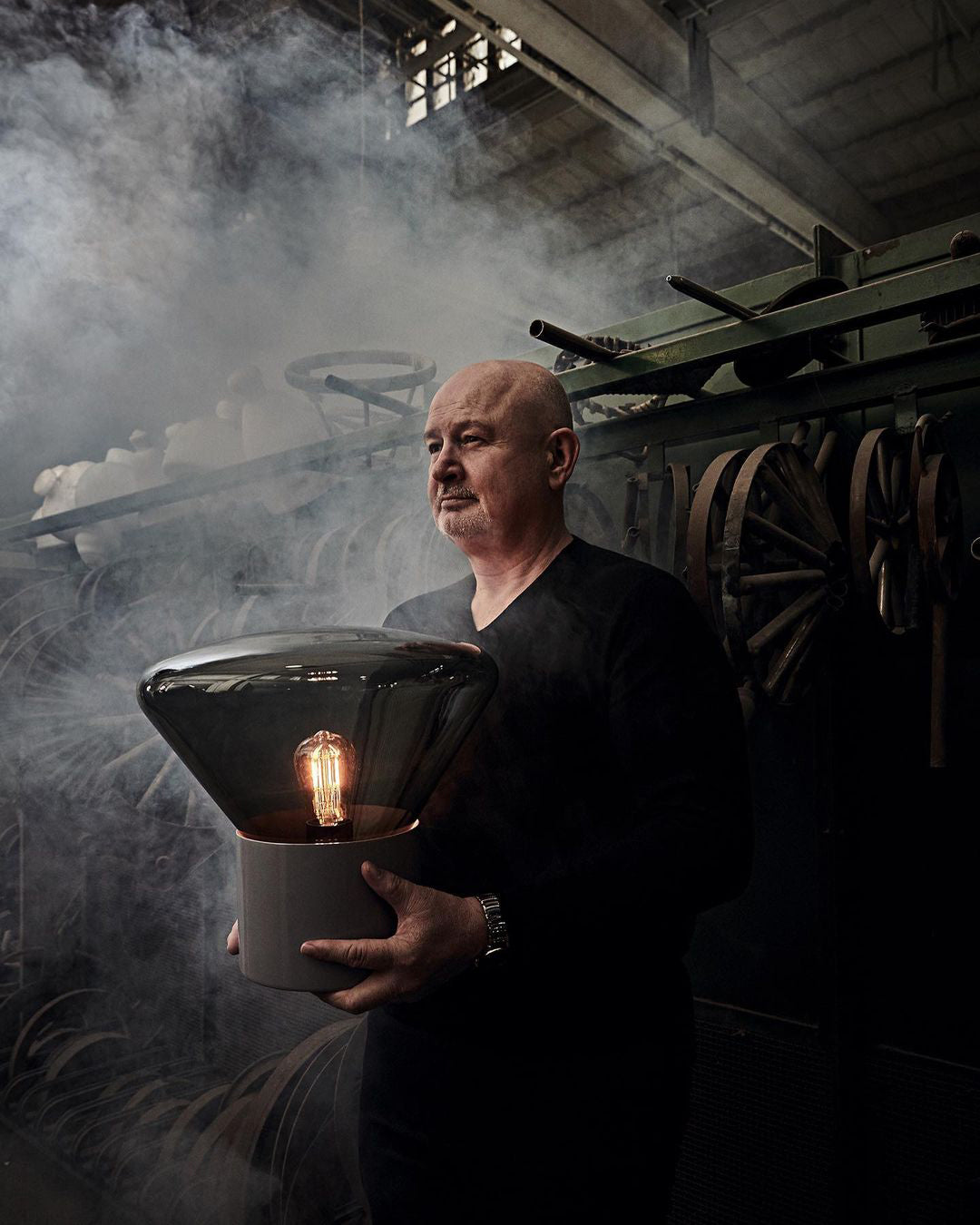 電球テーブルランプ