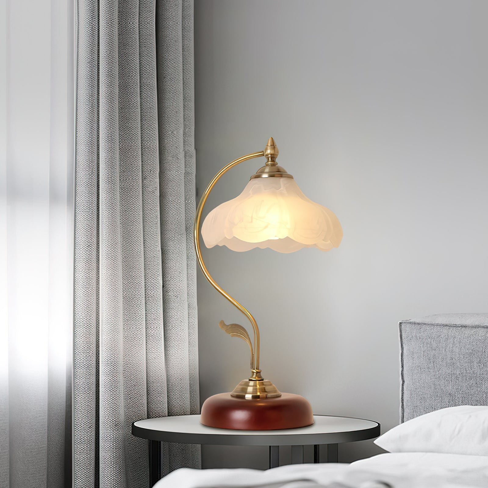 レトロフラワーテーブルランプ