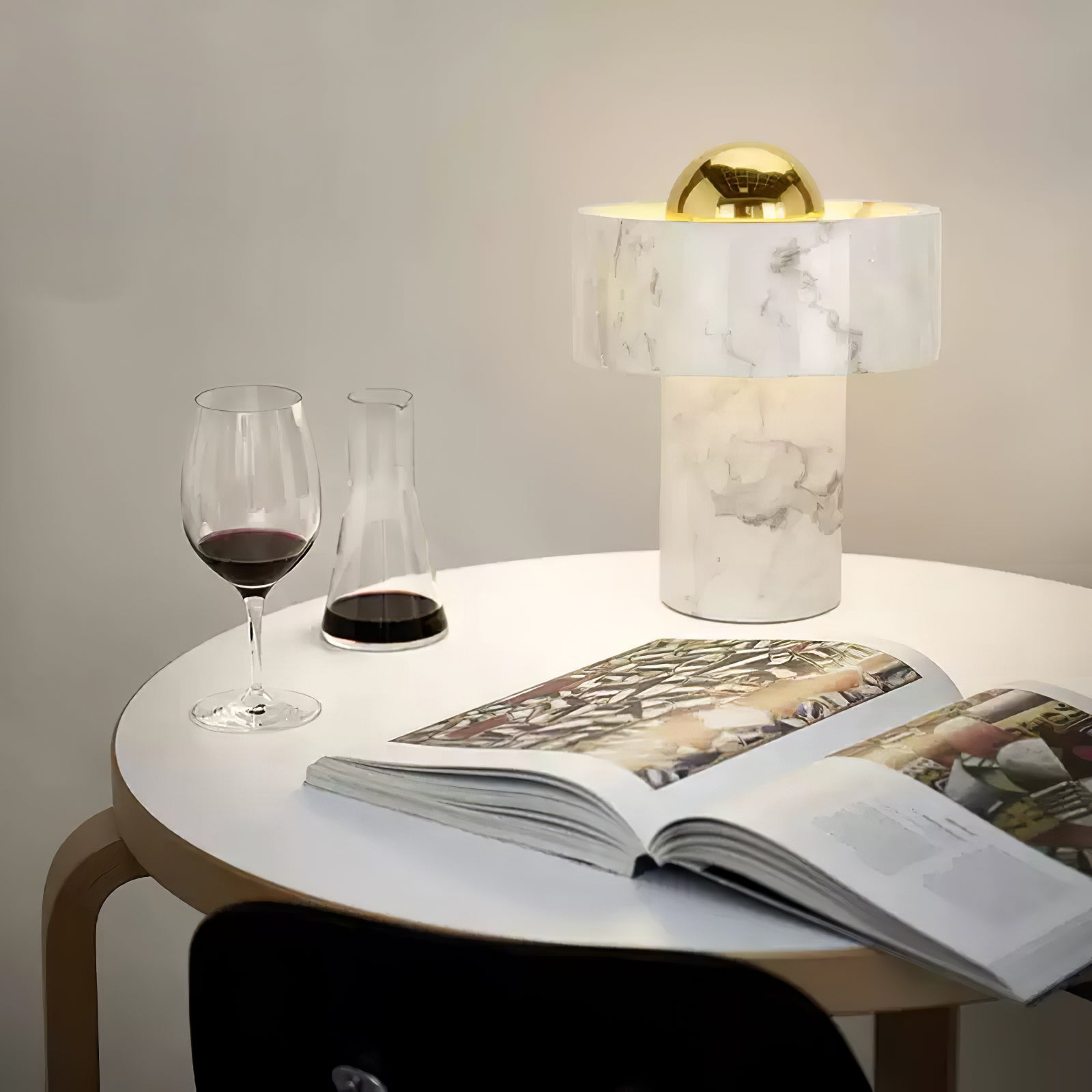 大理石のオーラ テーブルランプ