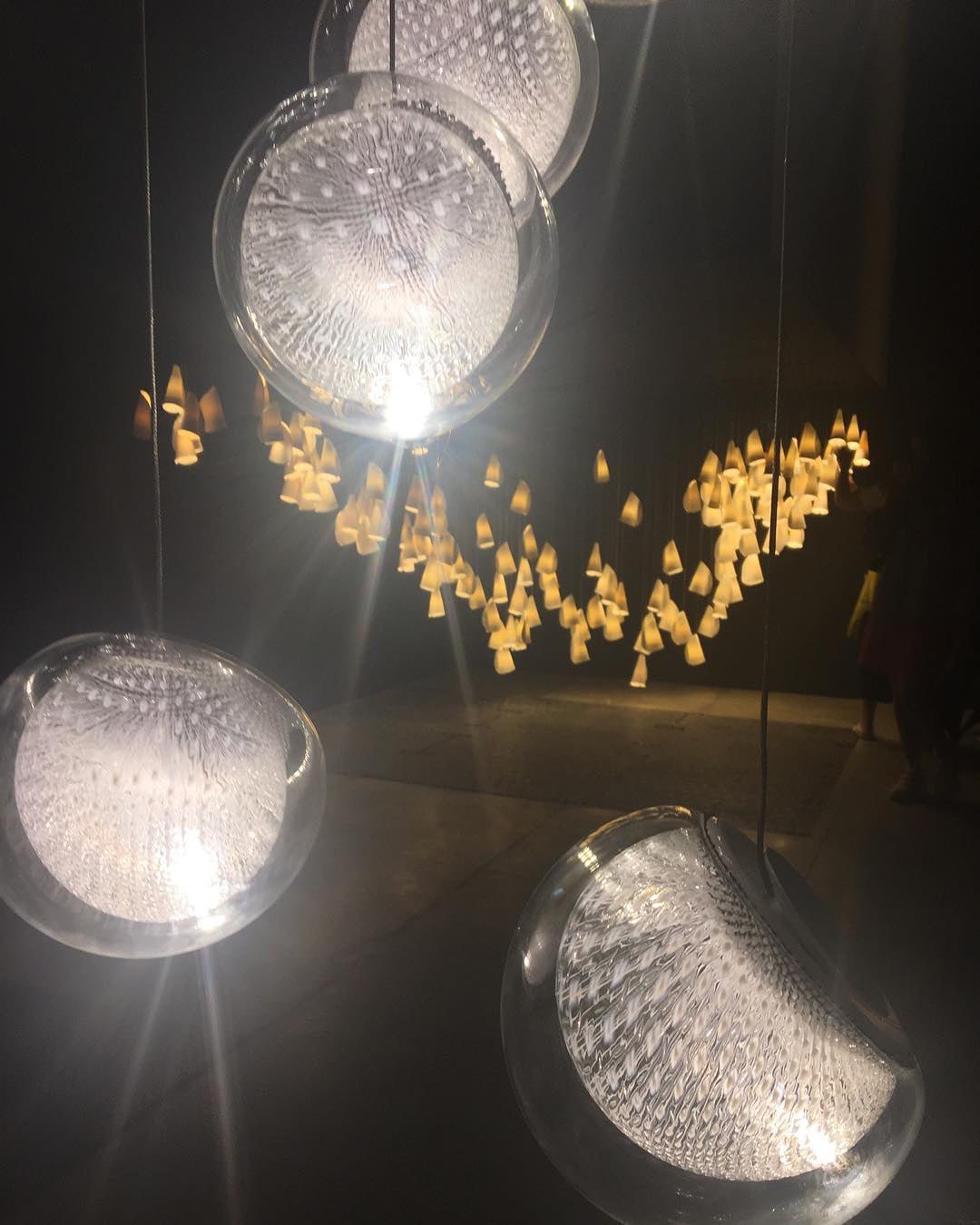 White-Clear Glass Wall Lamp