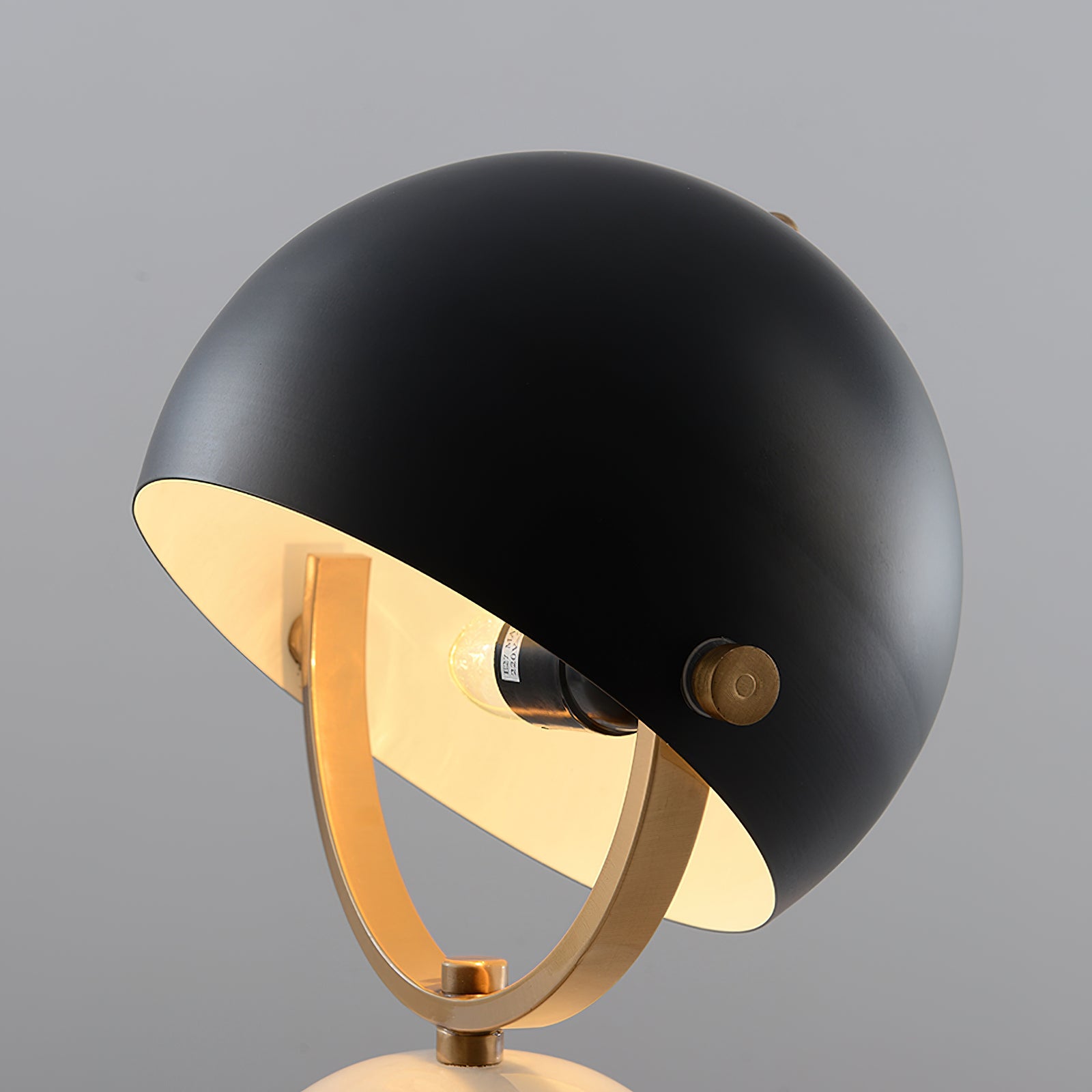 アルジネット テーブルランプ