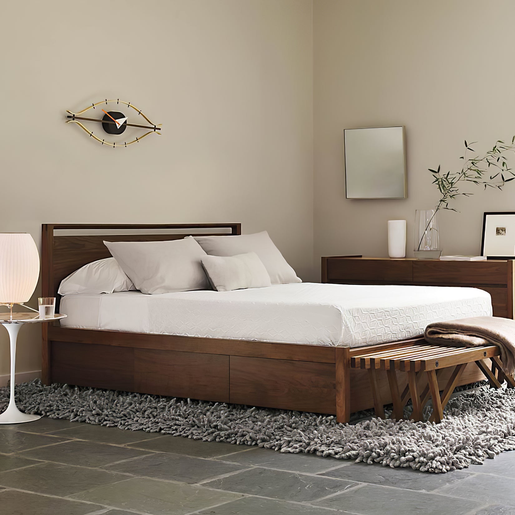 ネルソン三脚テーブルランプ