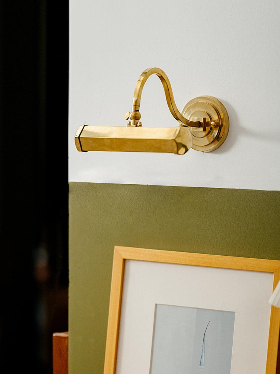 パシフィックウォールランプ