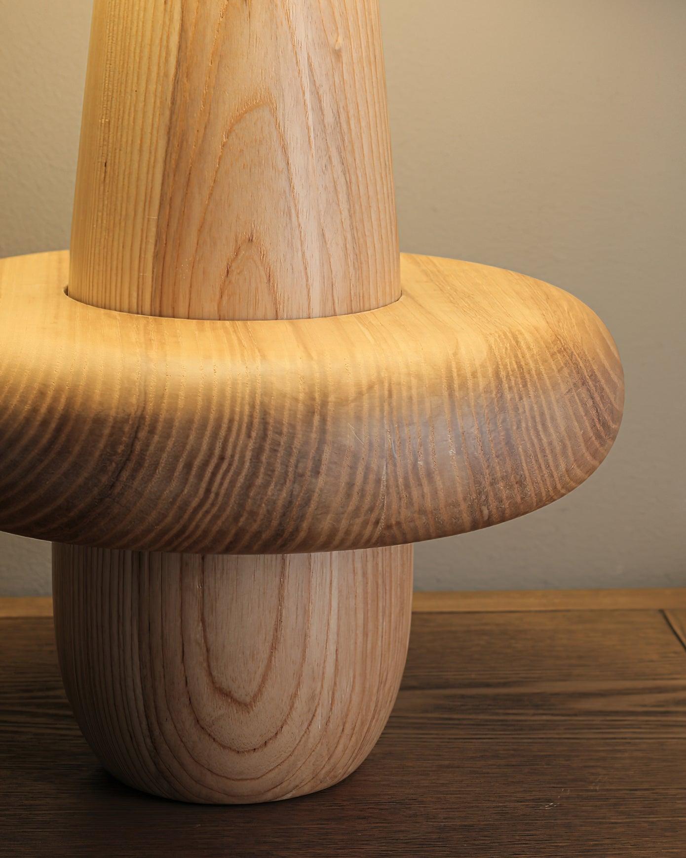 ブッダティルテーブルランプ