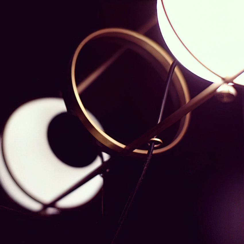 カレ テーブルランプ