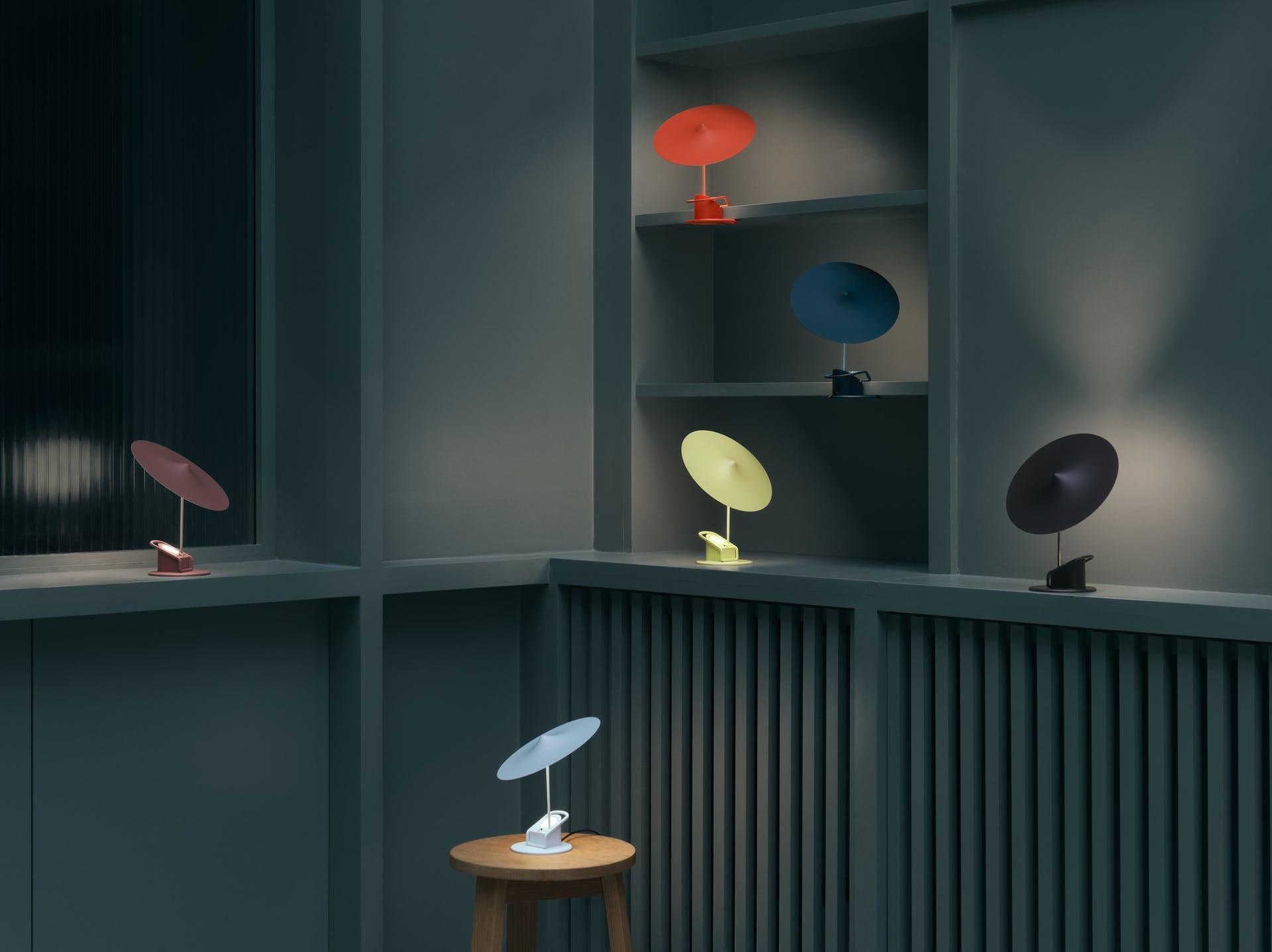 イルテーブルランプ