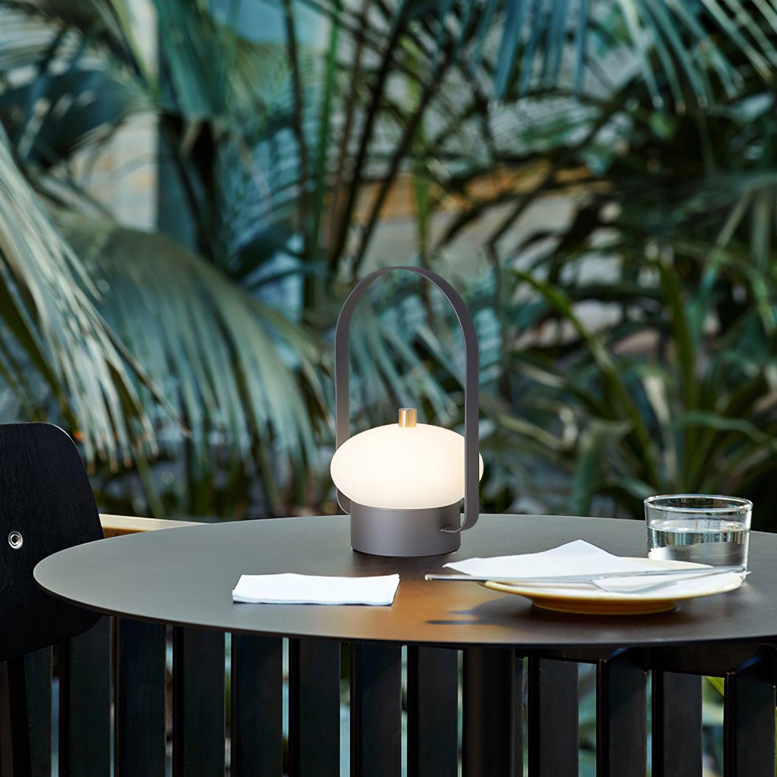 ソフトスポットポータブルバッテリー内蔵テーブルランプ