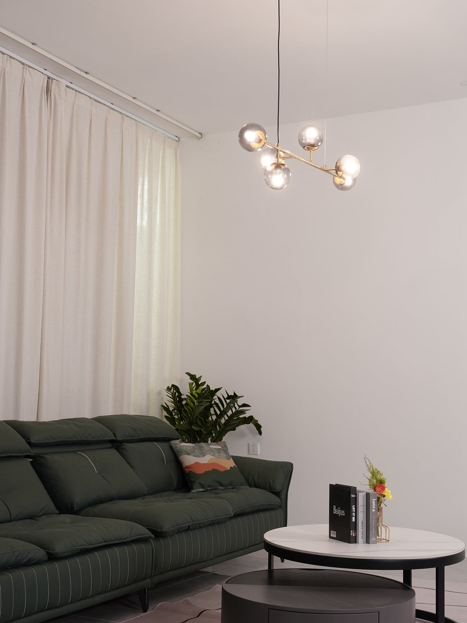 オーブシャンデリア