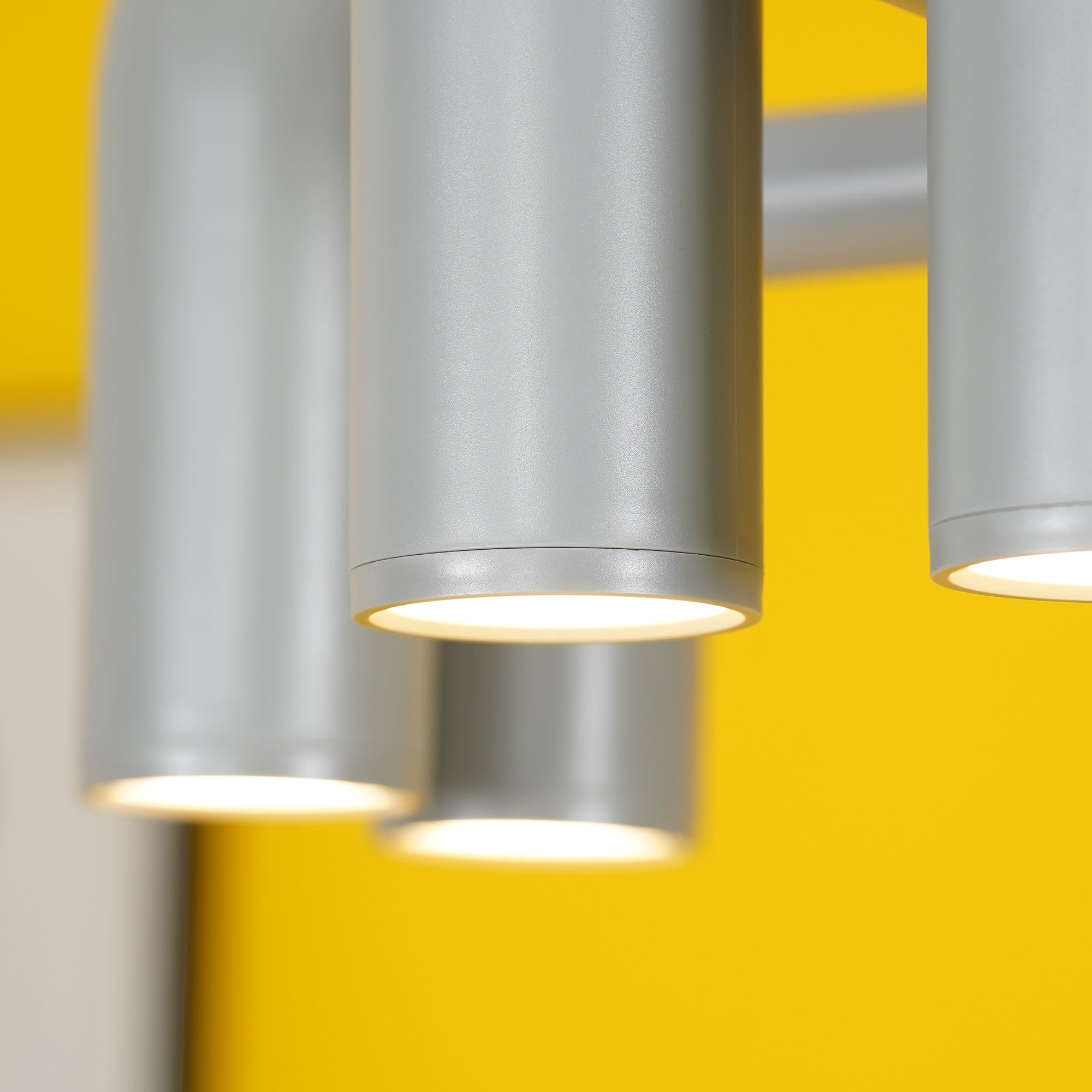 サーカスシャンデリア