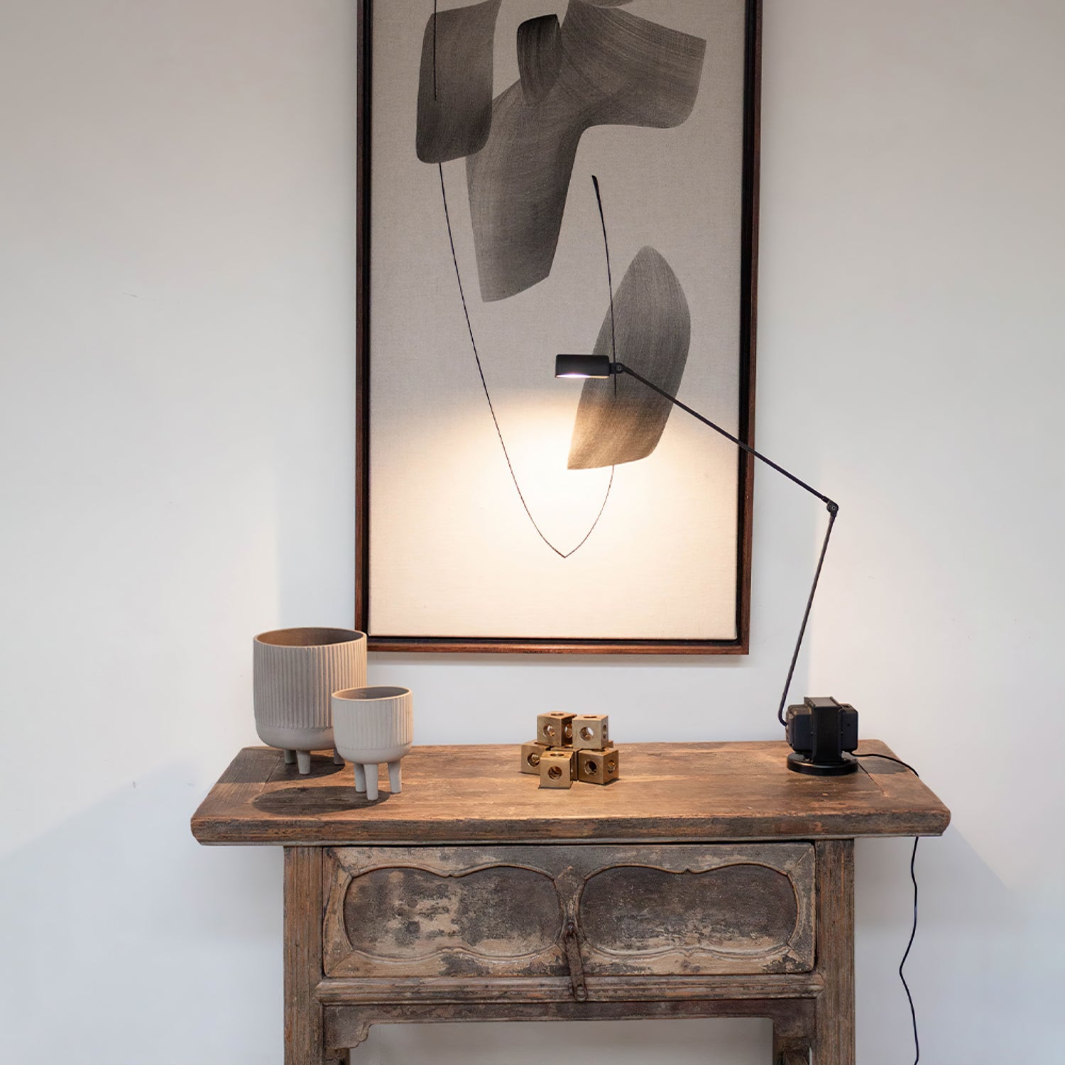 ダフィネス テーブルランプ