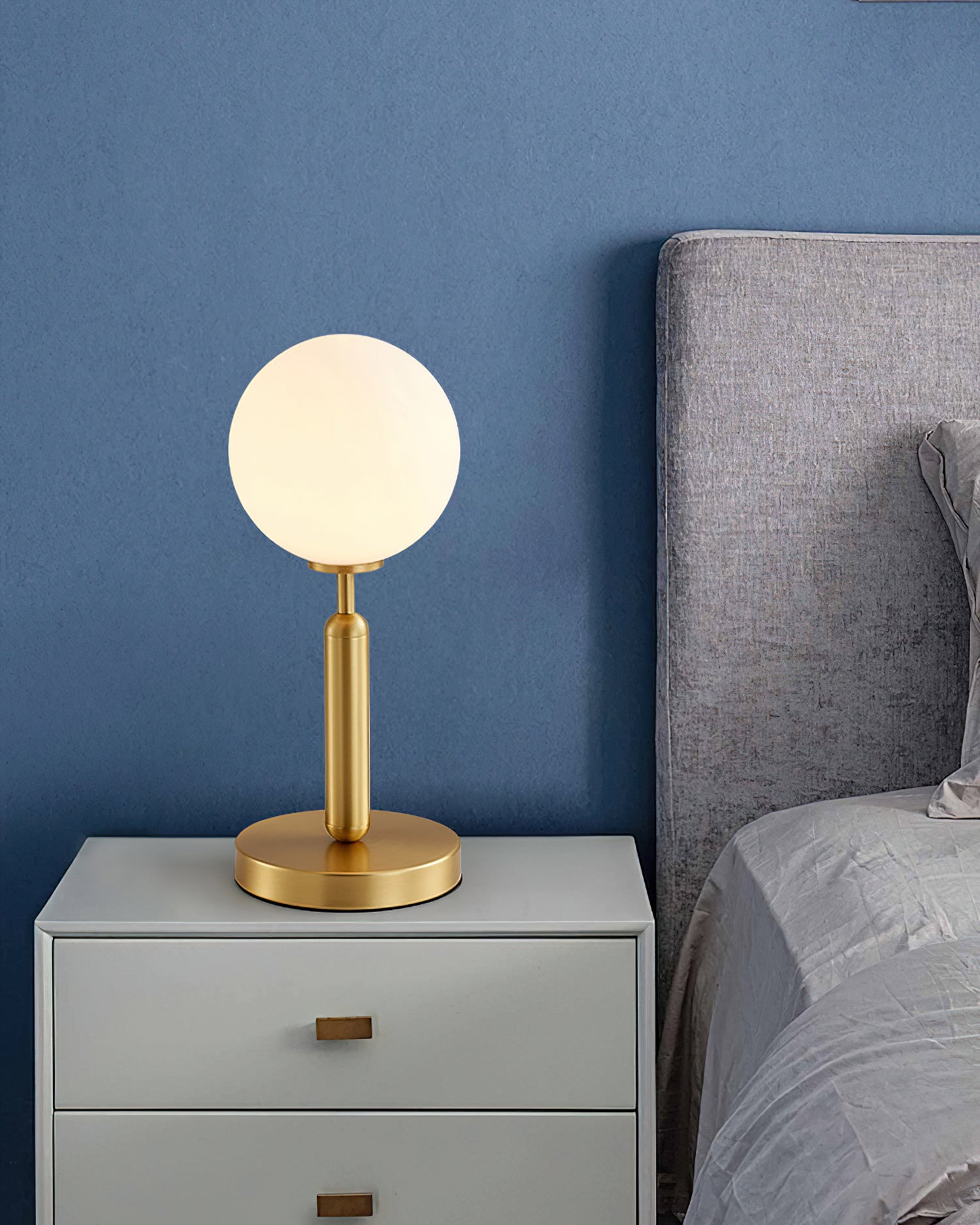 Ecar Table Lamp