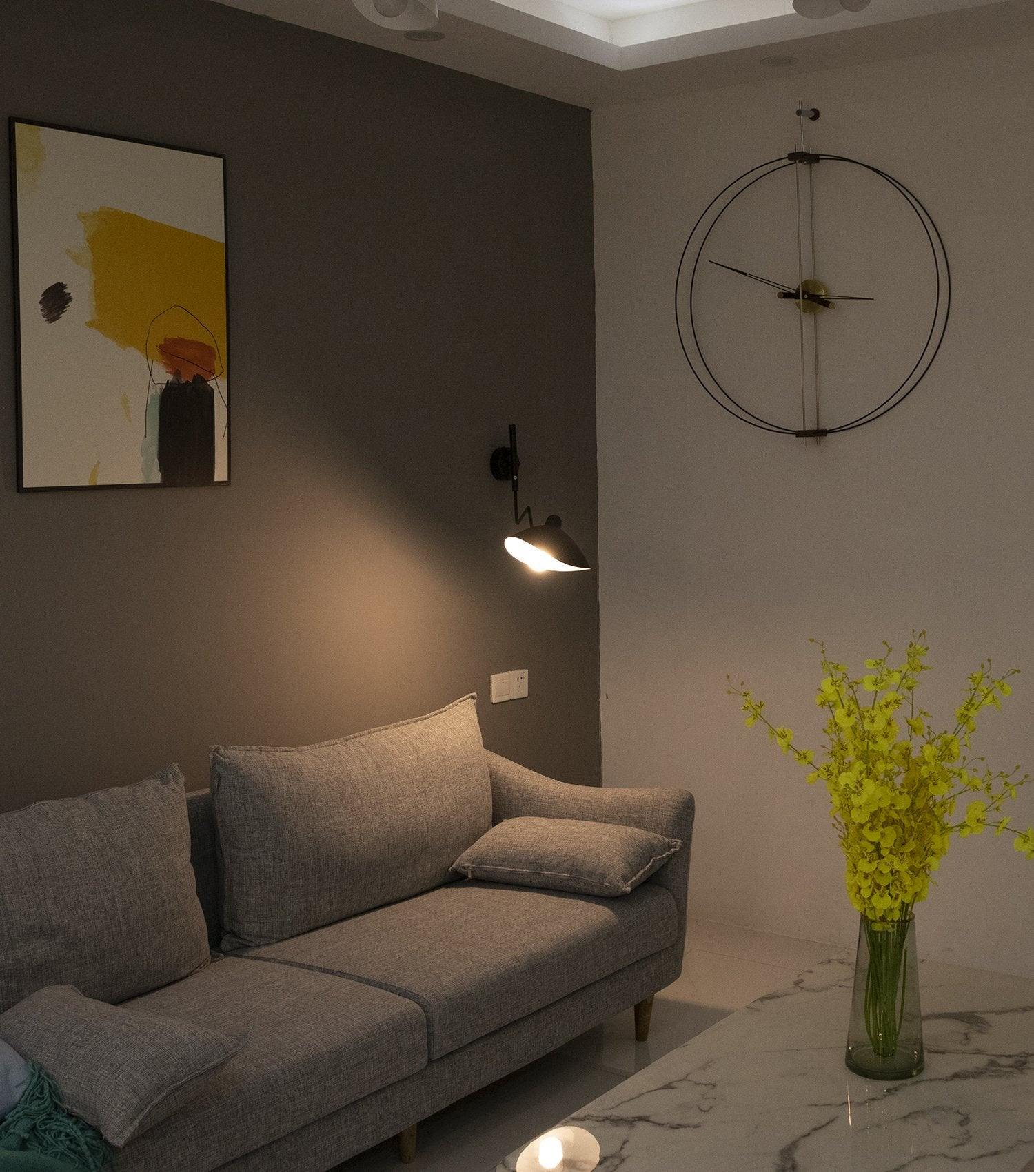 セルジュ・ムーユの壁取り付け用燭台