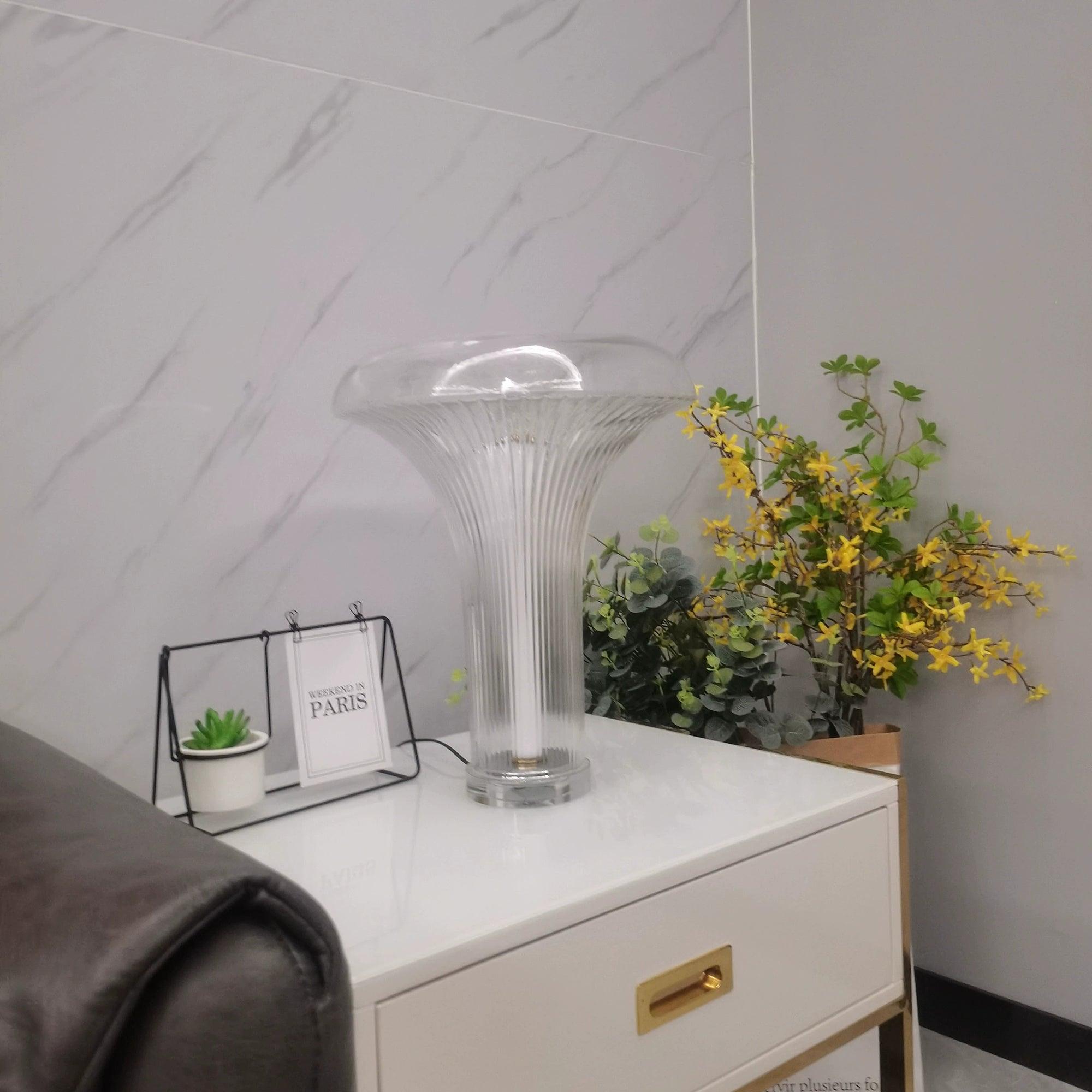 タック テーブルランプ