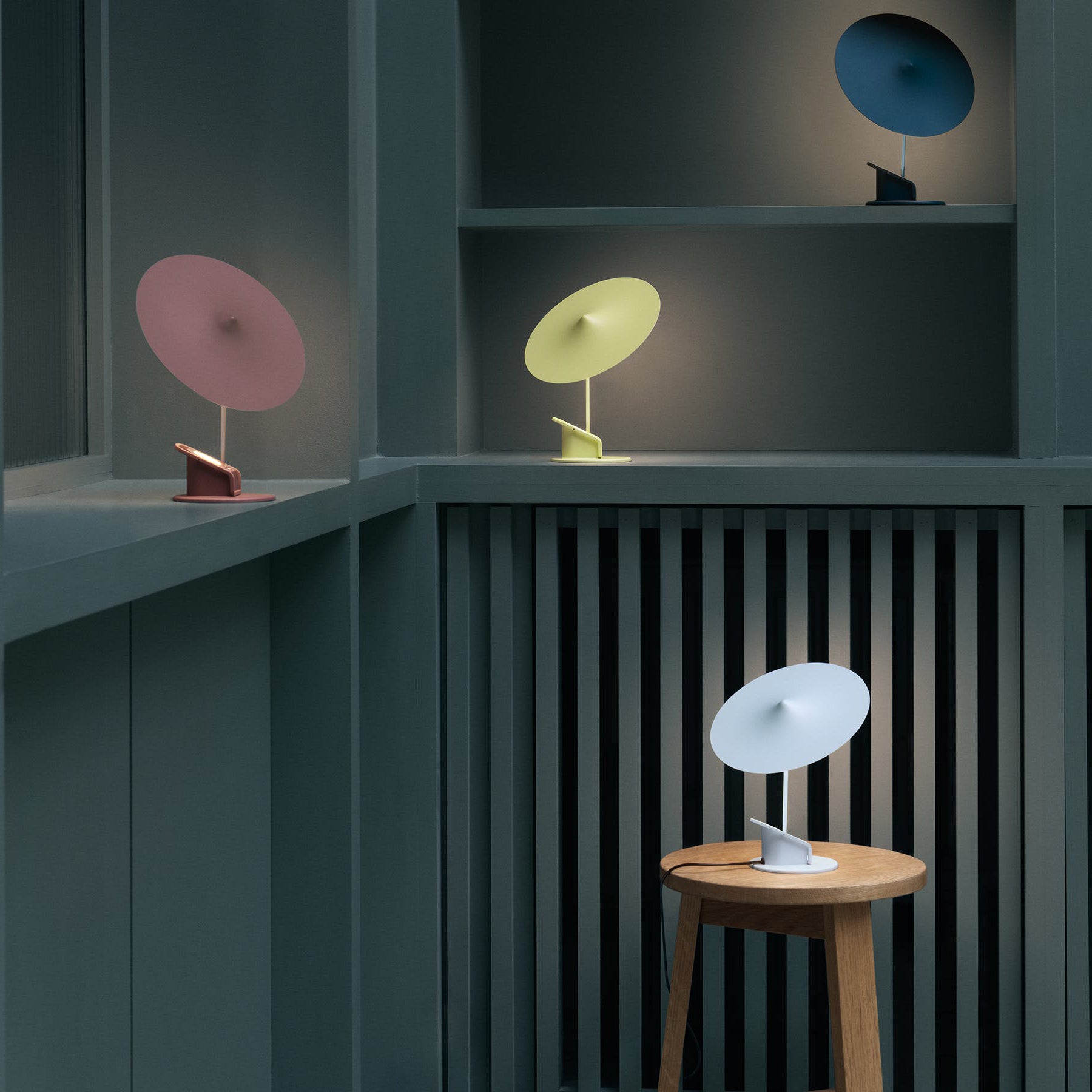 イル テーブルランプ