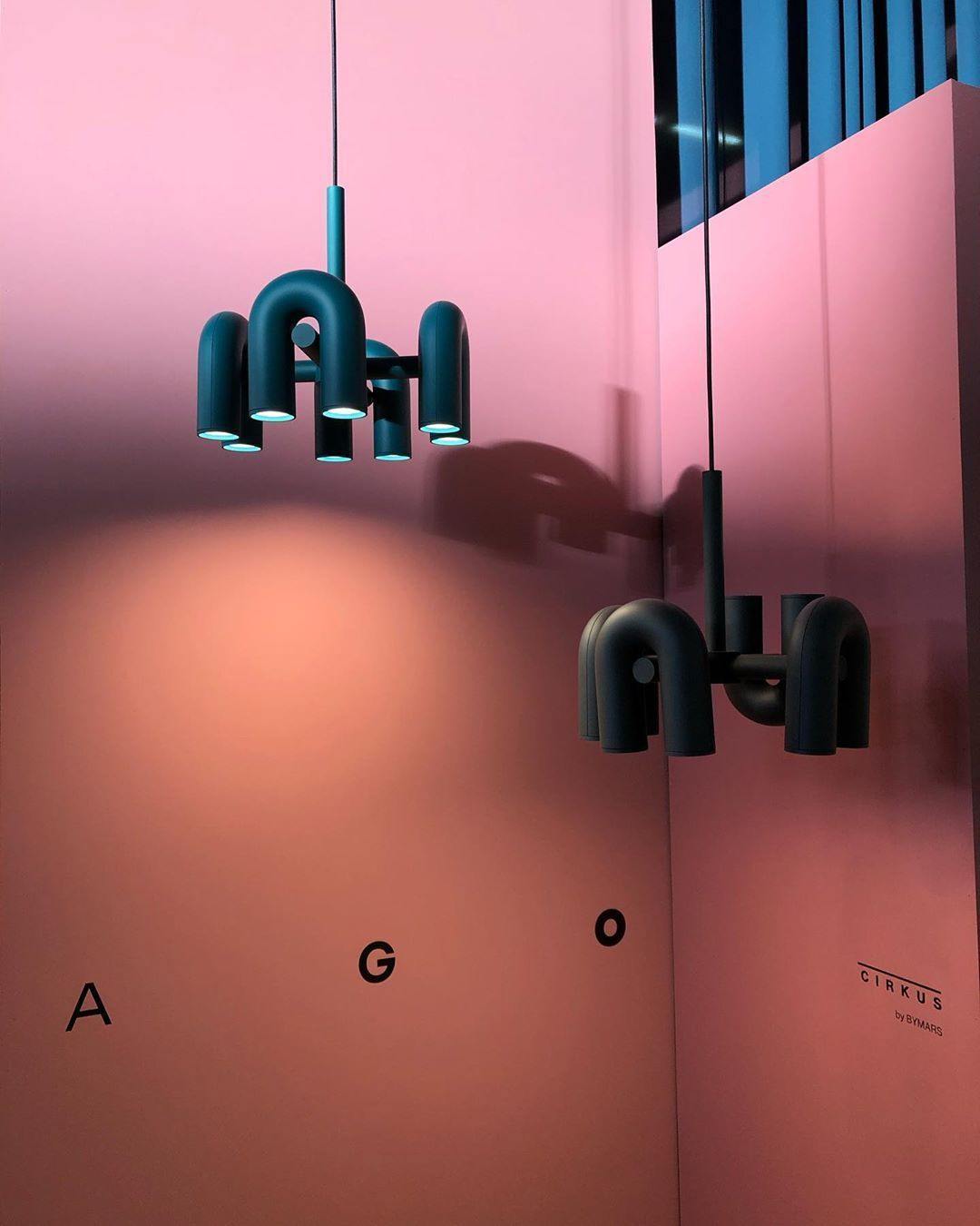 サーカスシャンデリア